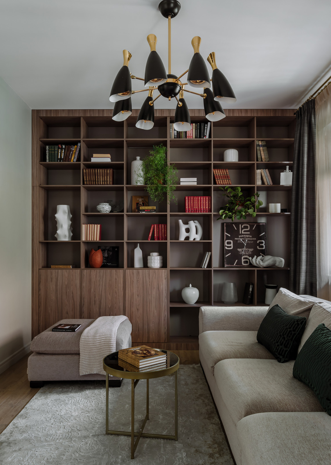 Houzz тур: Таунхаус с детскими-капсулами и фамильным шкафом