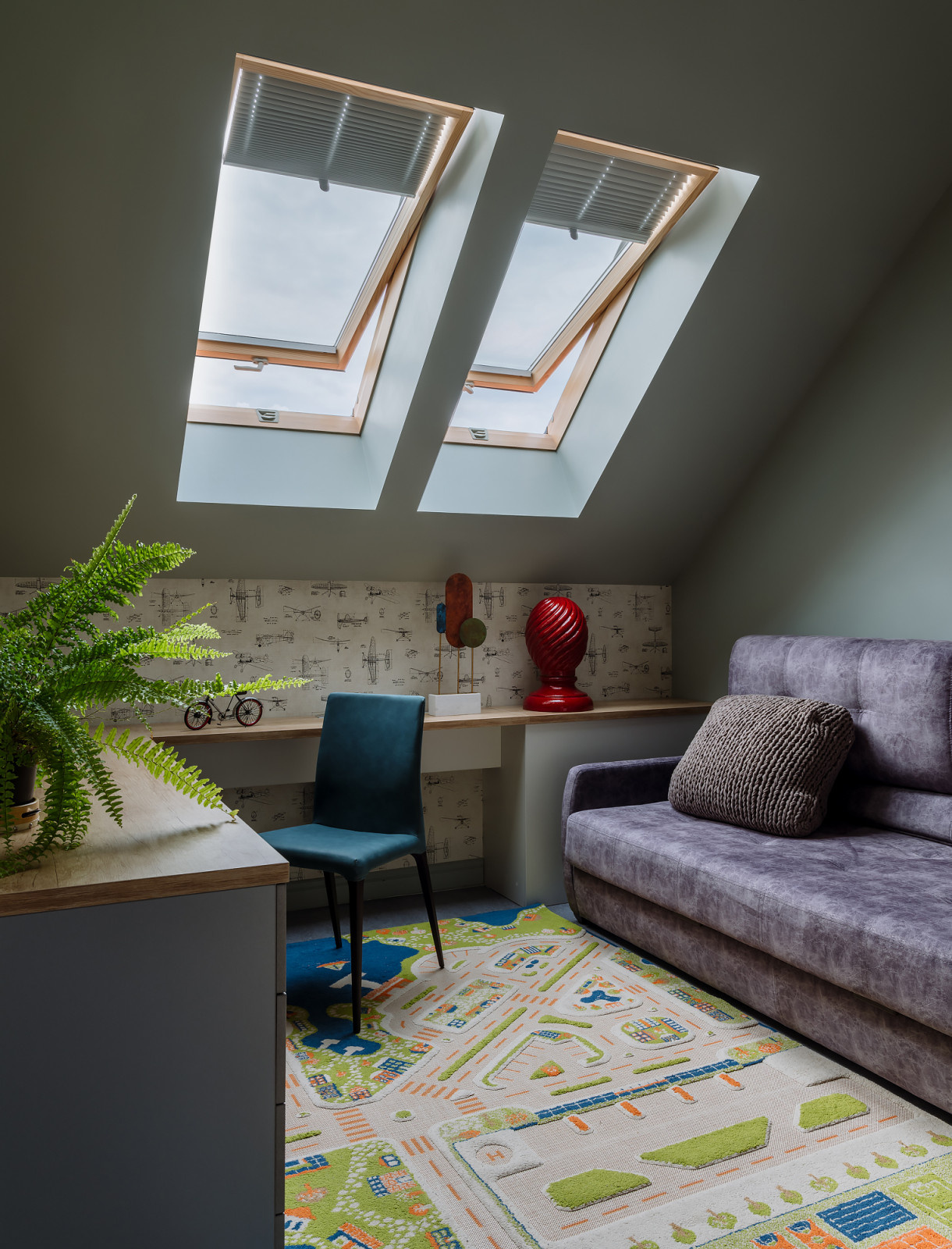 Houzz тур: Таунхаус с детскими-капсулами и фамильным шкафом