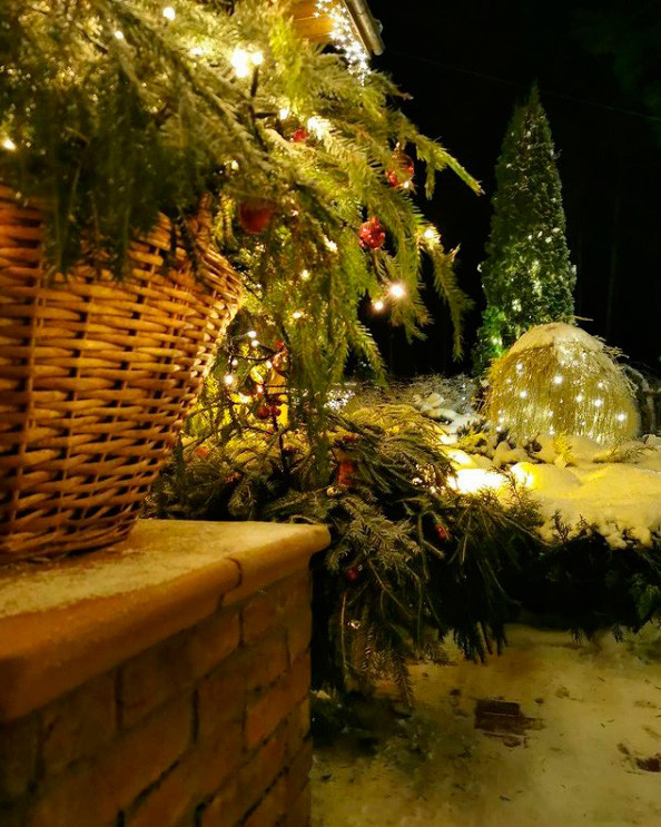 Праздник к нам приходит