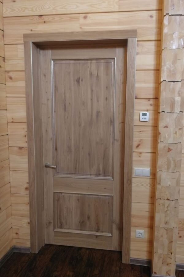 Дубовые двери