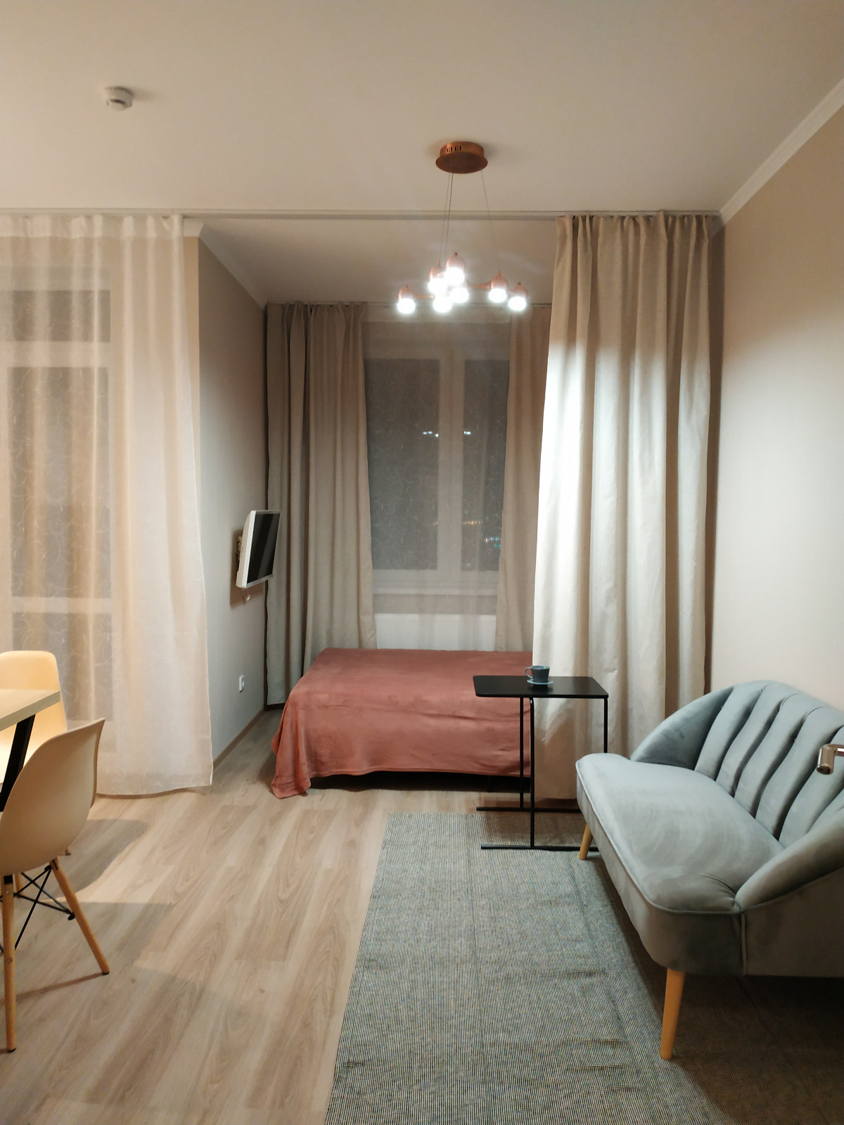 Обложка проекта: Крошка-студия, где все поместилось