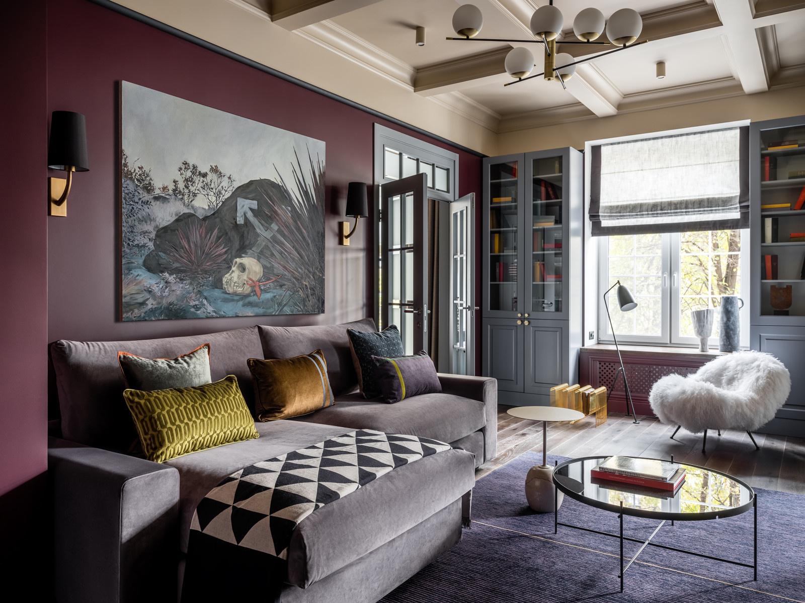 Обложка статьи: Houzz тур: Квартира с отсылками к неоклассике