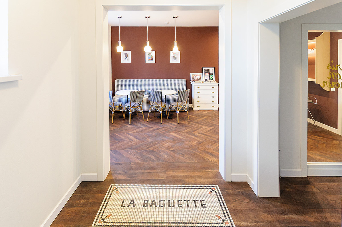 Булочная-пекарня «La Baguette» в Минске. Виниловые полы.