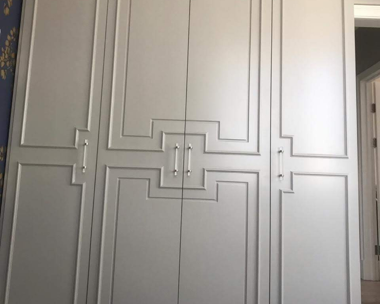 Мебель из массива дерева, шпона, мдф