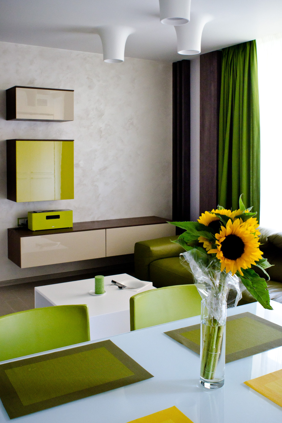 Сплошной позитив. В соавторстве с Анастасией Гавриловой.