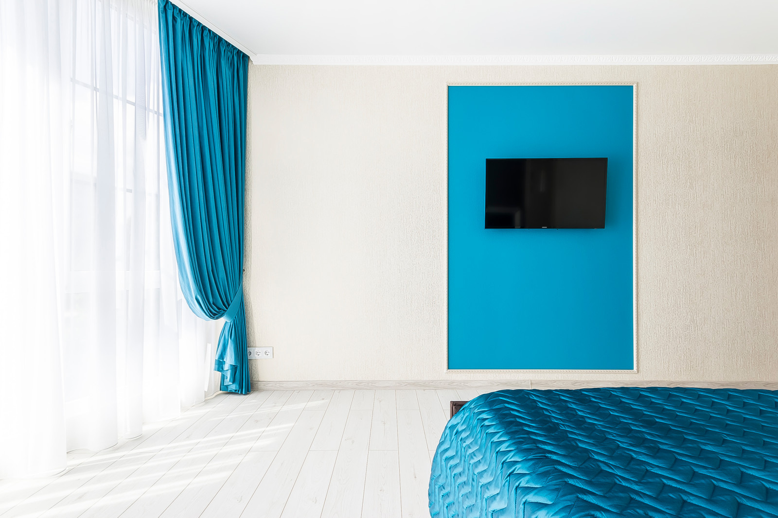 Яркая и функциональная. 2-к квартира в Краснодаре