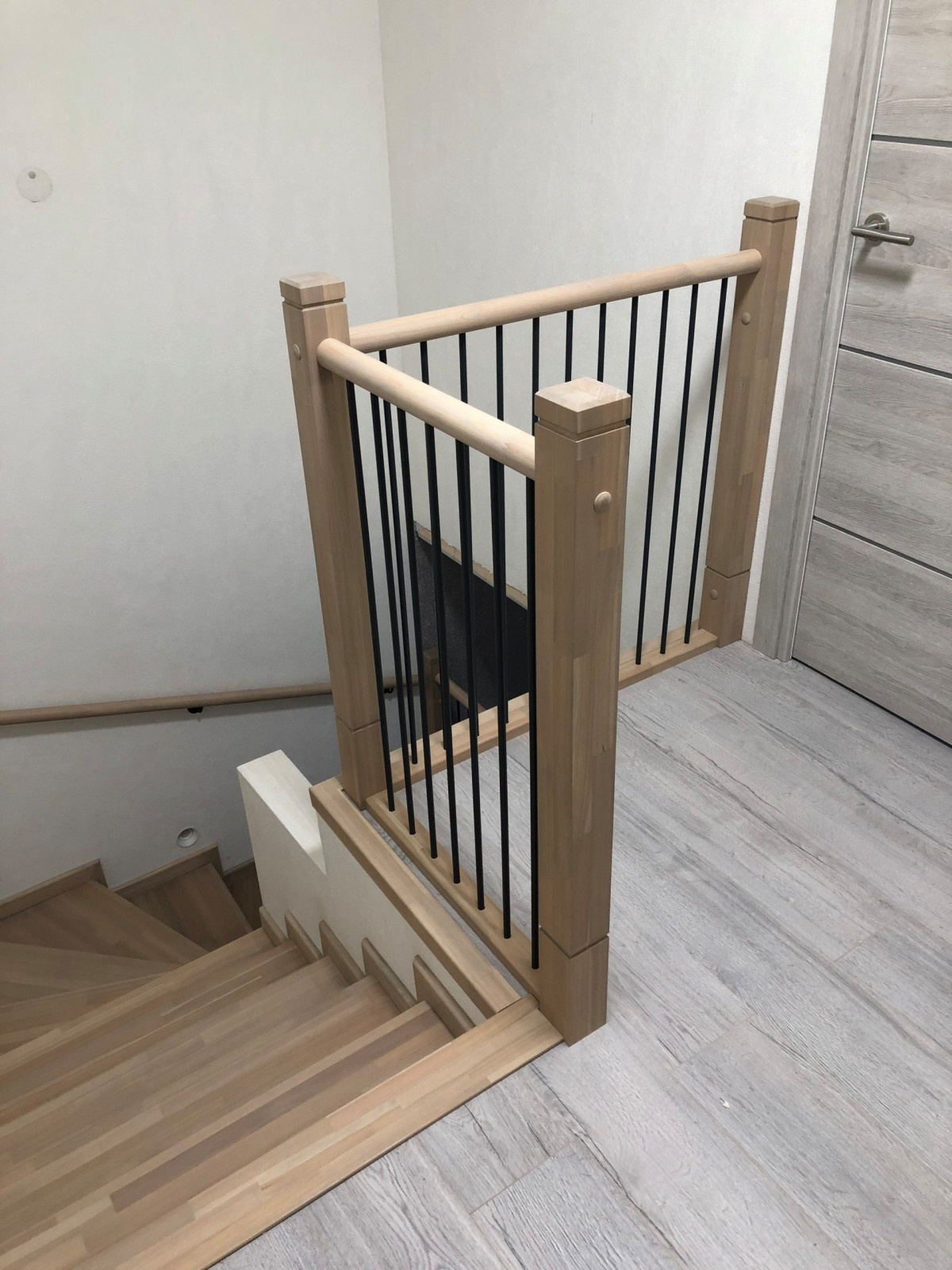 Обшивка бетонной лестницы на ул. Автомобильная