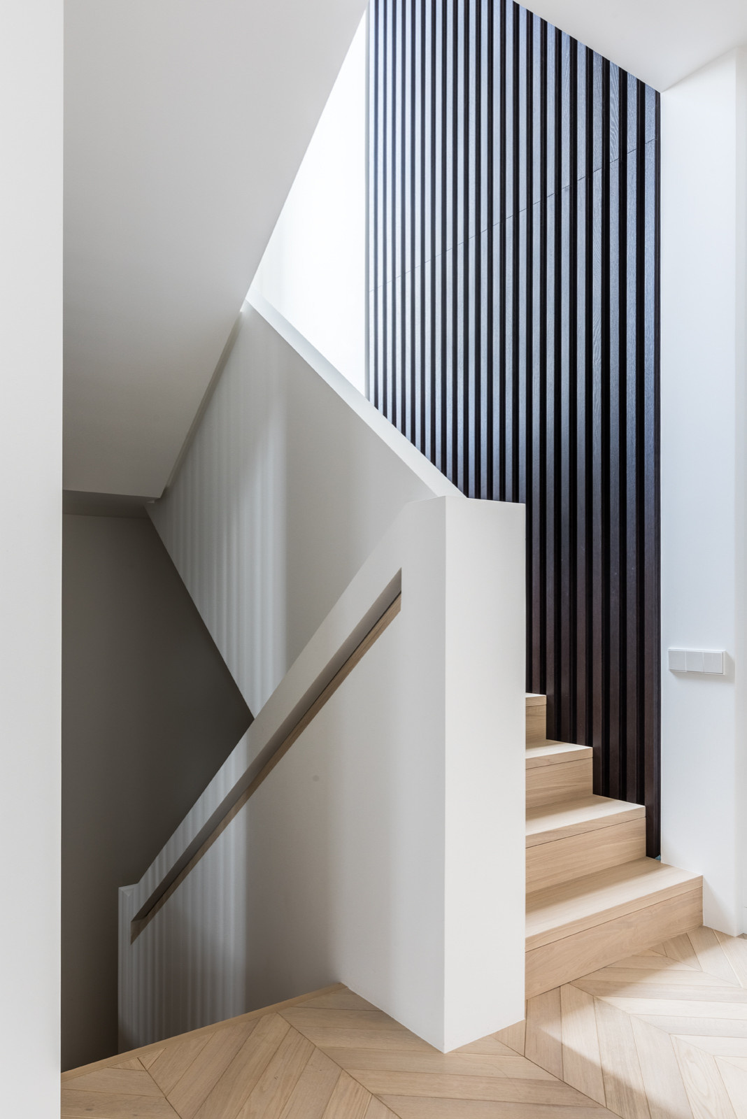 Houzz тур: Дом с рабочей кухней, отдельной игровой и кинозалом