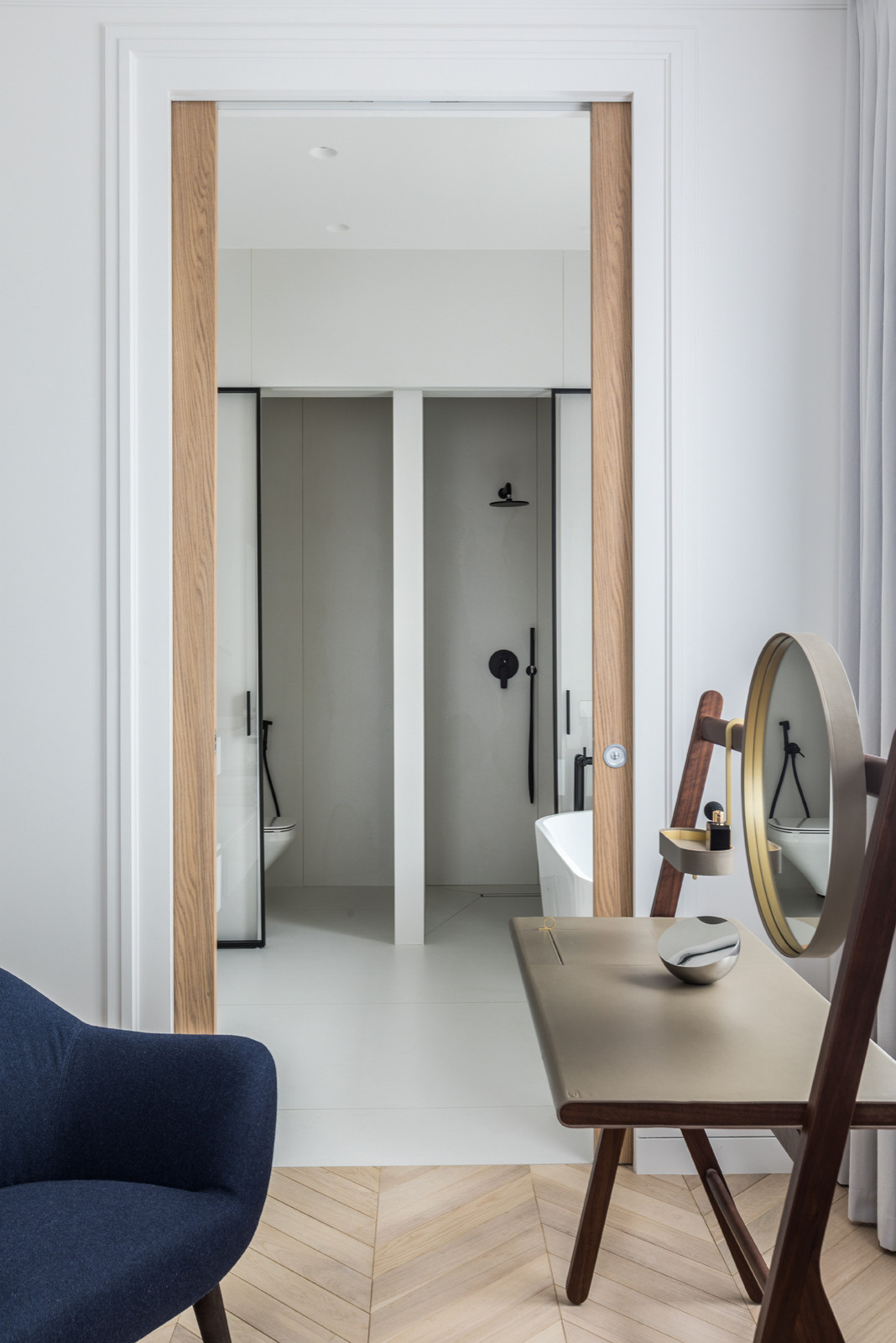 Houzz тур: Дом с рабочей кухней, отдельной игровой и кинозалом