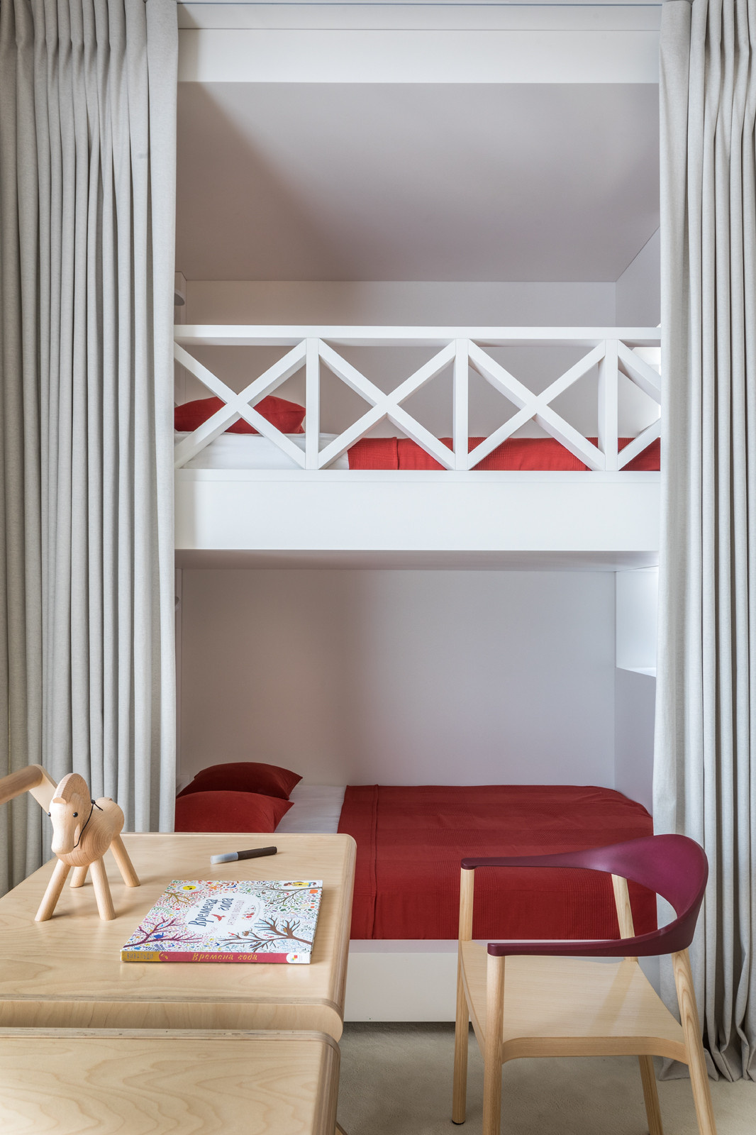 Houzz тур: Дом с рабочей кухней, отдельной игровой и кинозалом