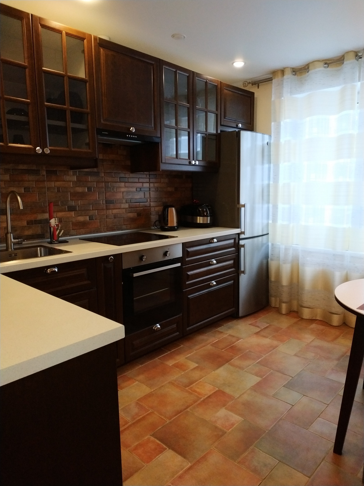 Квартира в тонах сентябрьского парка.