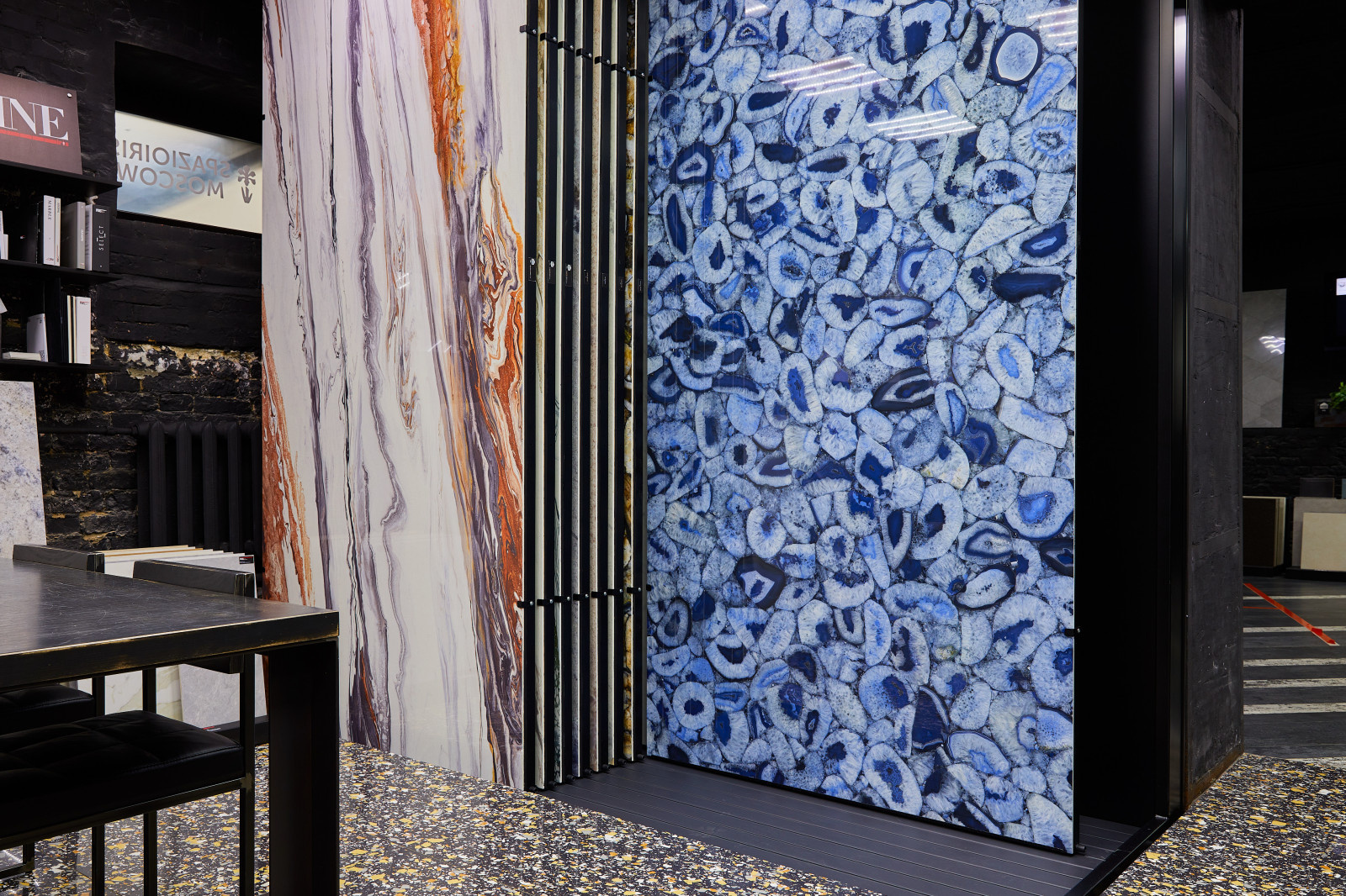 Экспозиция шоурума SpazioIris Moscow