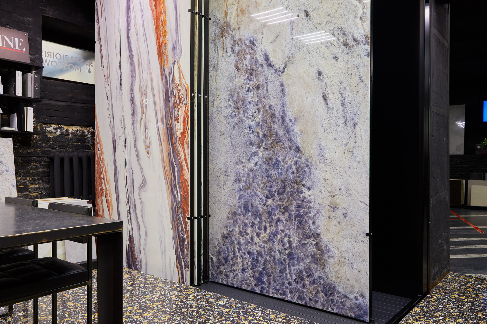 Экспозиция шоурума SpazioIris Moscow