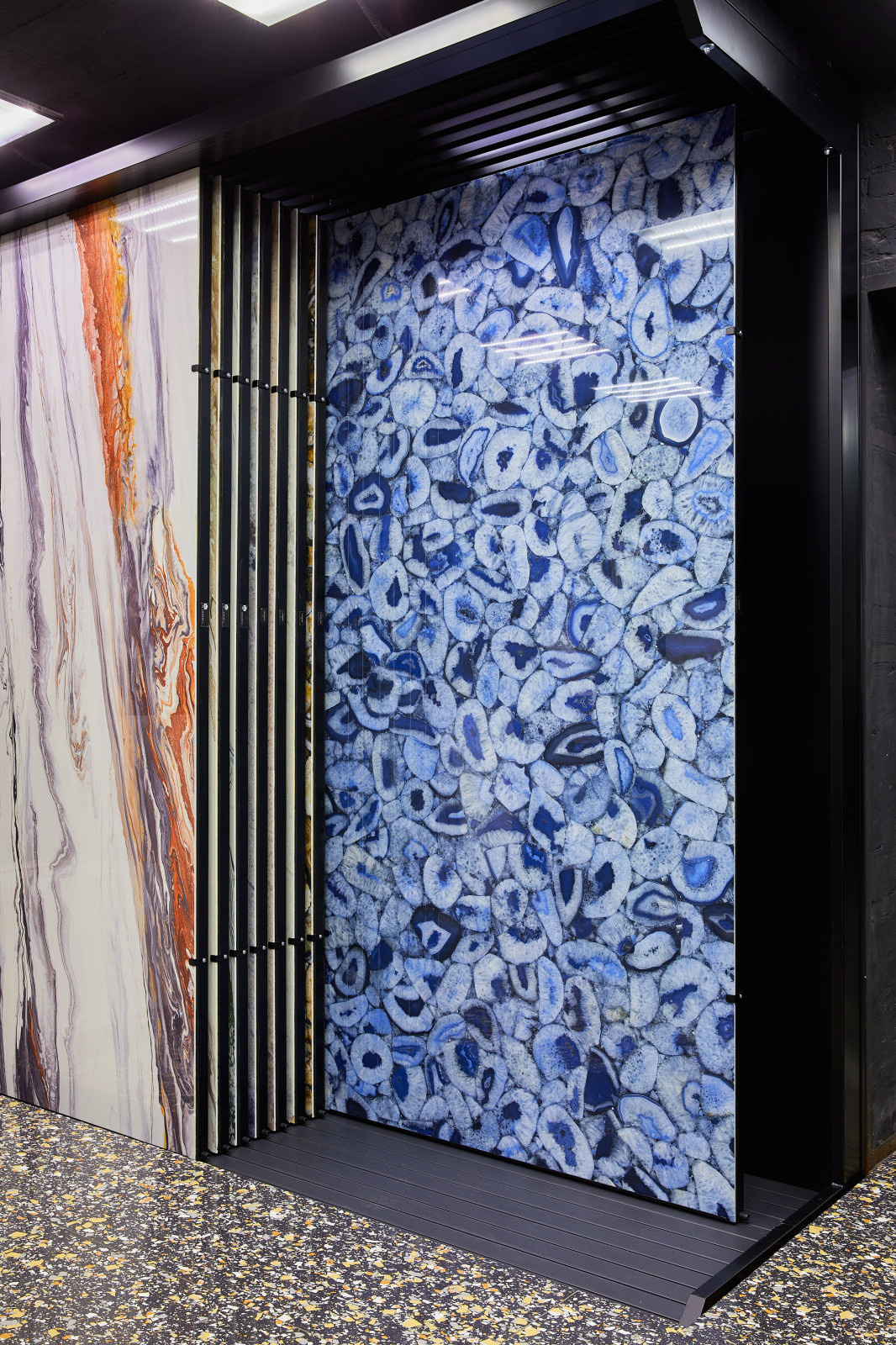 Экспозиция шоурума SpazioIris Moscow