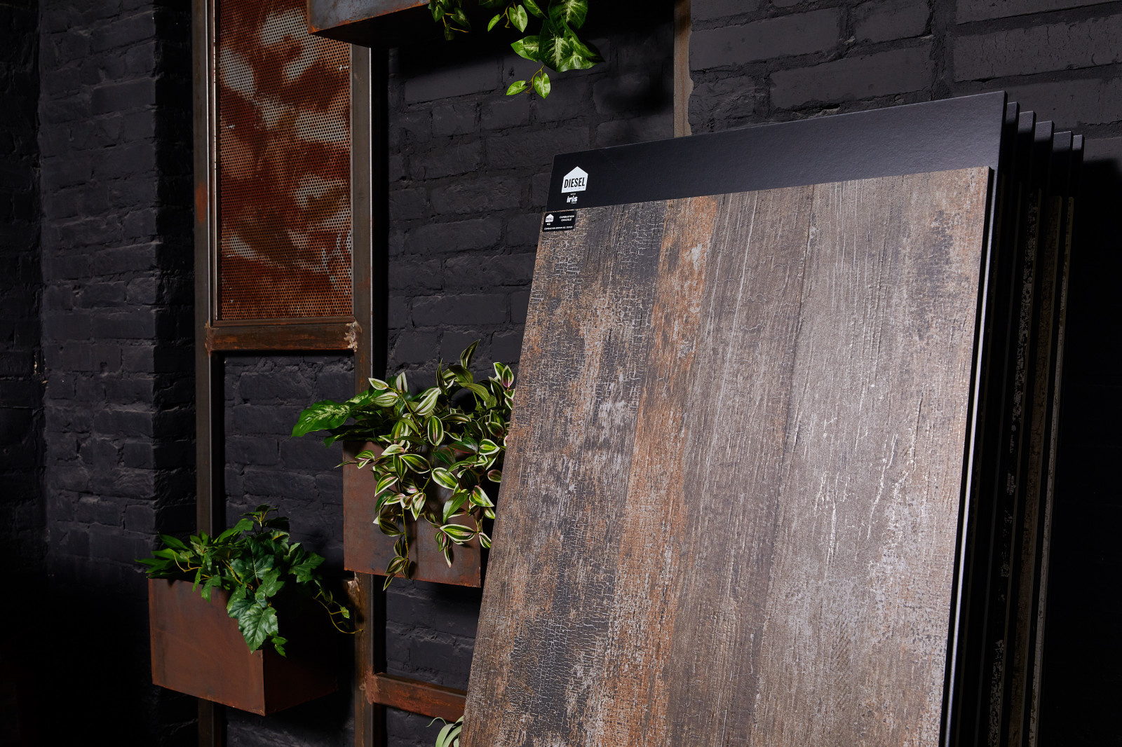 Экспозиция шоурума SpazioIris Moscow