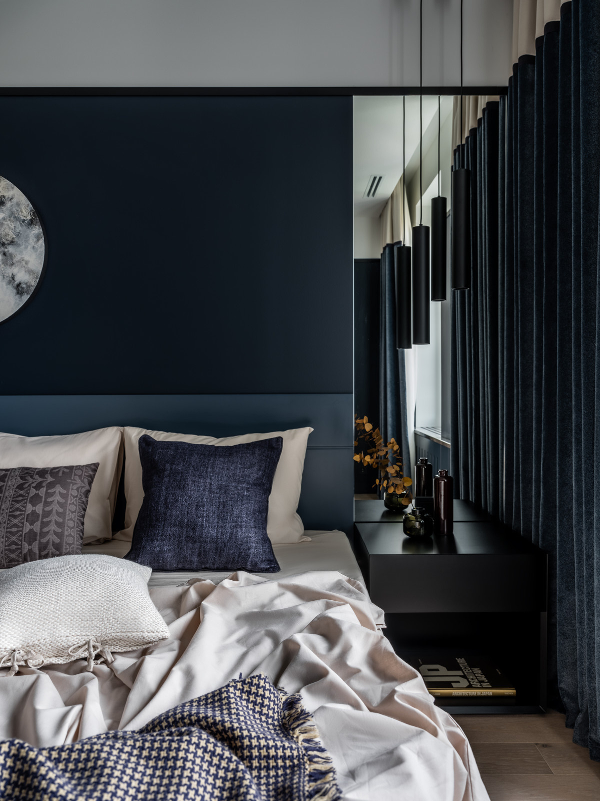 Houzz тур: 54 кв.м — квартира с «луной» в спальне