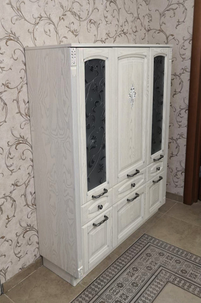 Шкаф универсальный