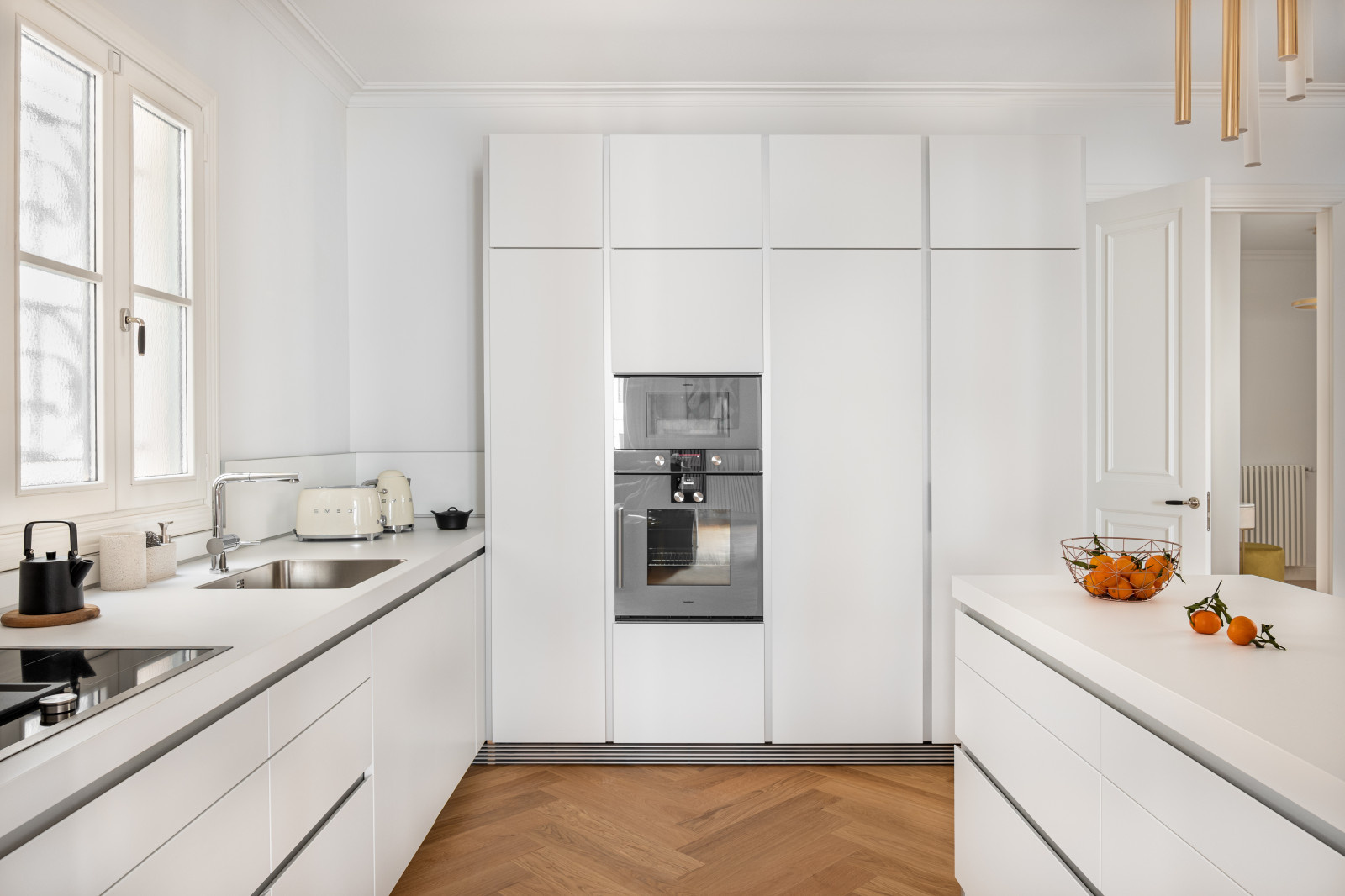 White kitchen