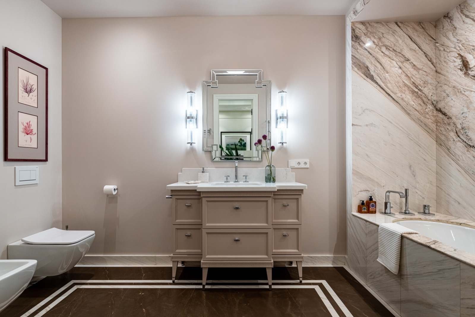 Квартира в ЖК "Royal House on Yauza"