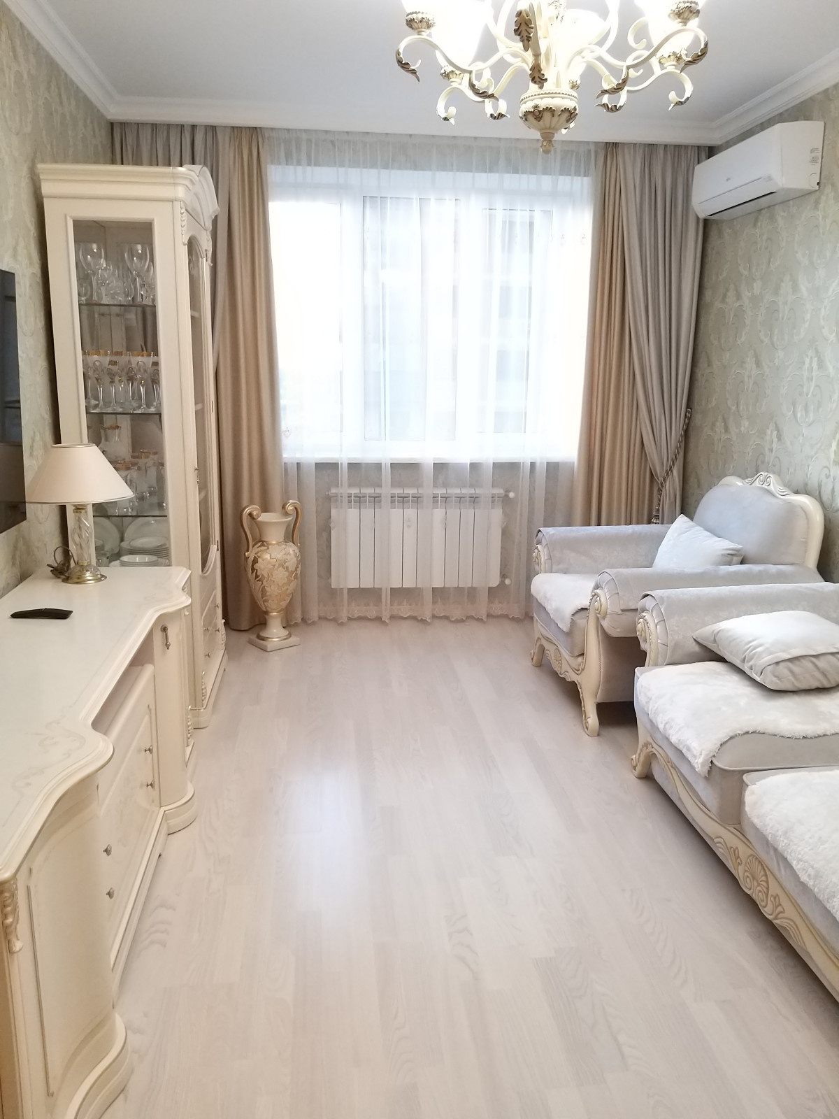 Обложка проекта: шторы