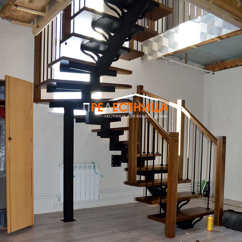 П образная лестница на монокосоуре Ассоль 39