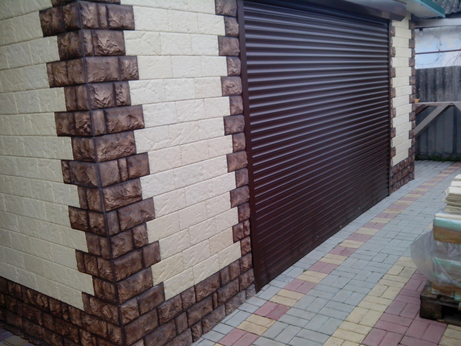 Обложка проекта: Фасад (Рижский камень)