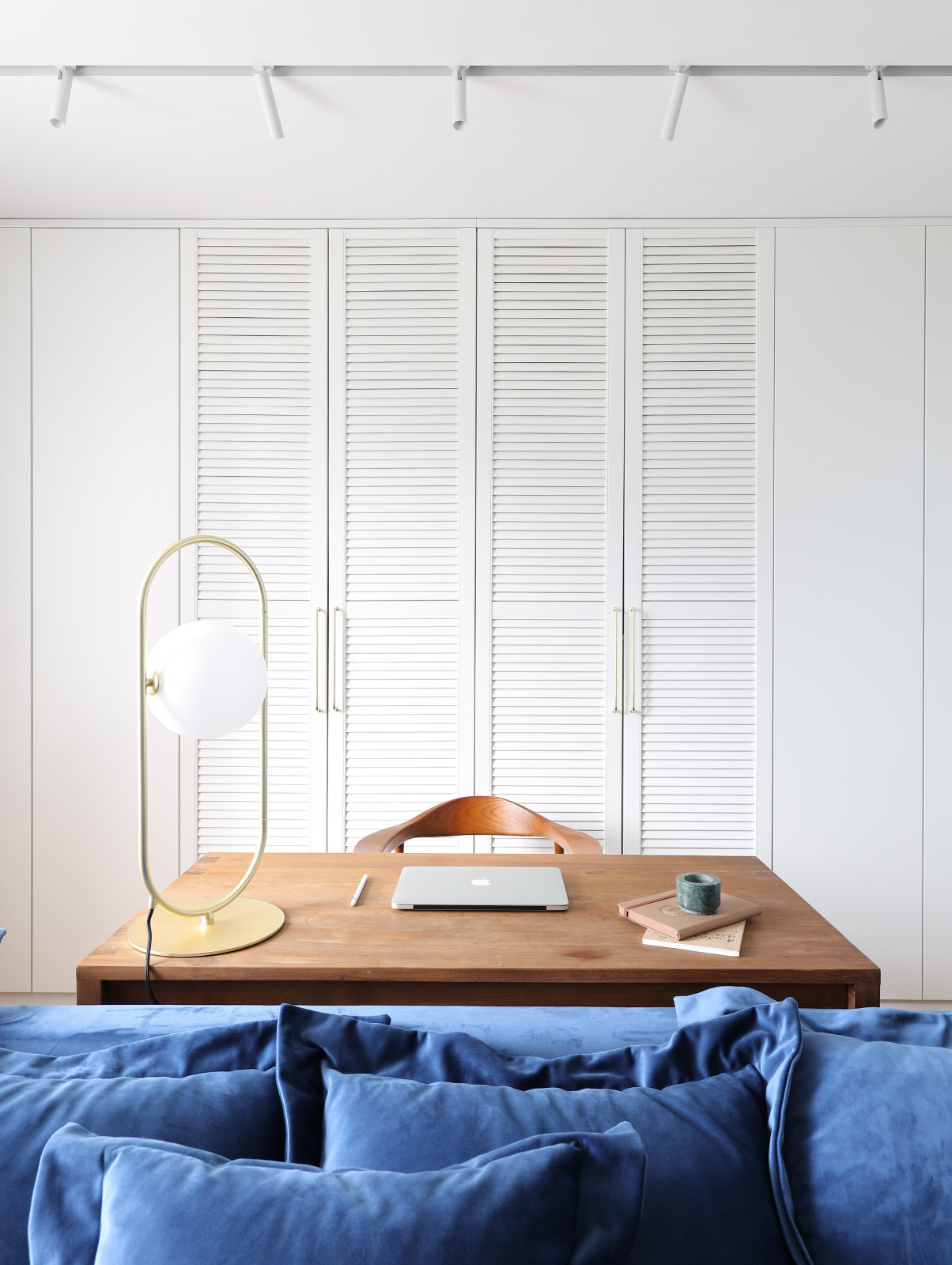 Houzz-тур: Переделка квартиры после «телеремонта» в спальне