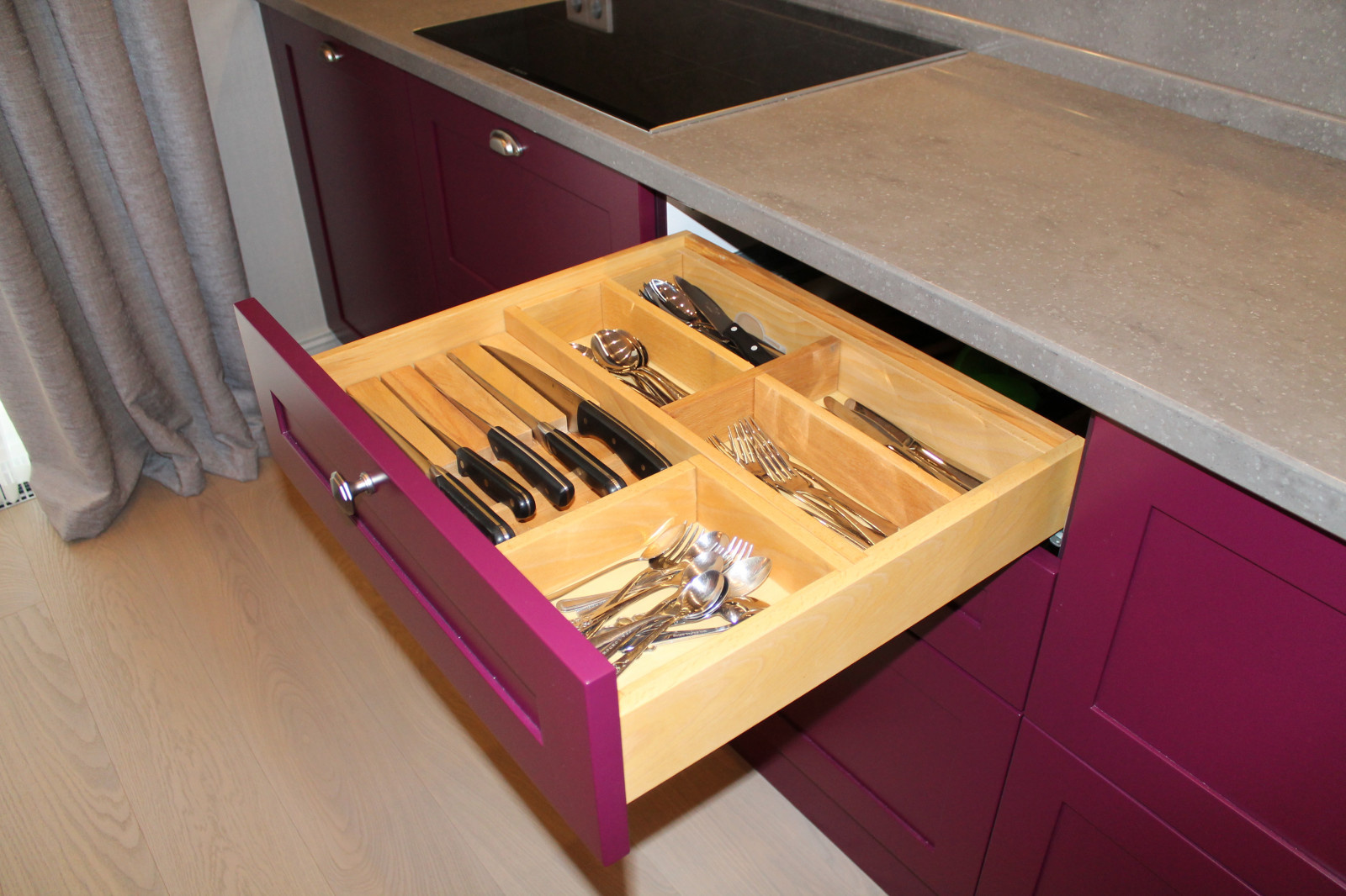 Долговечные кухонные фасады.