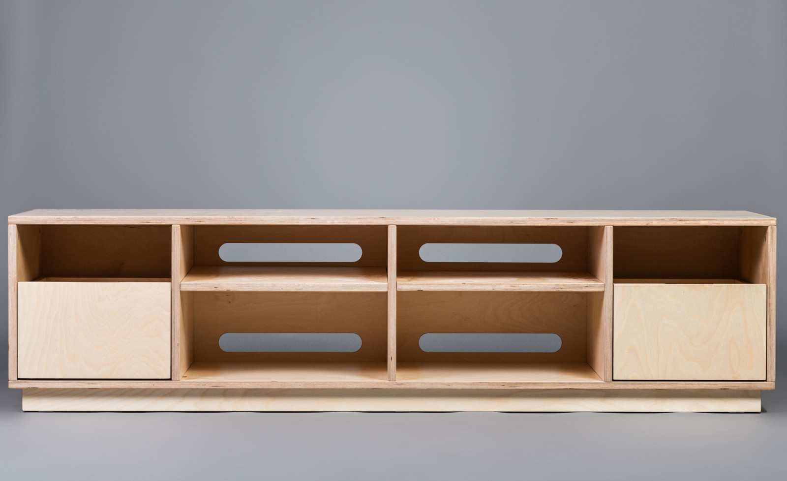 Тумба под технику.