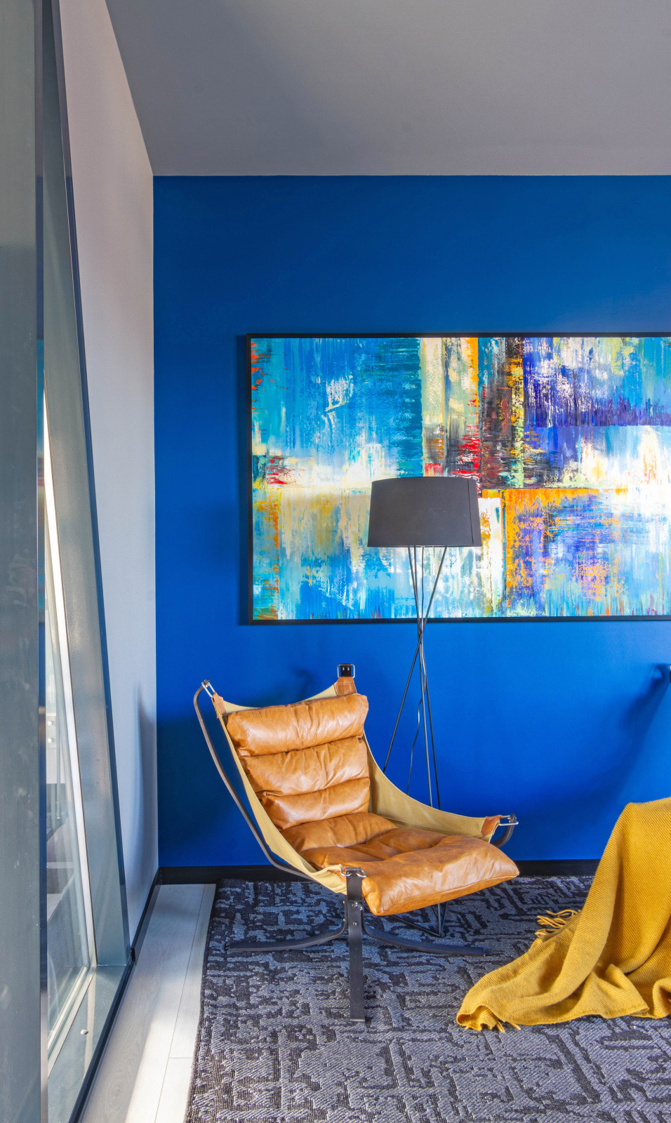 Houzz тур: Неожиданно деконструктивистский частный дом в Саратове