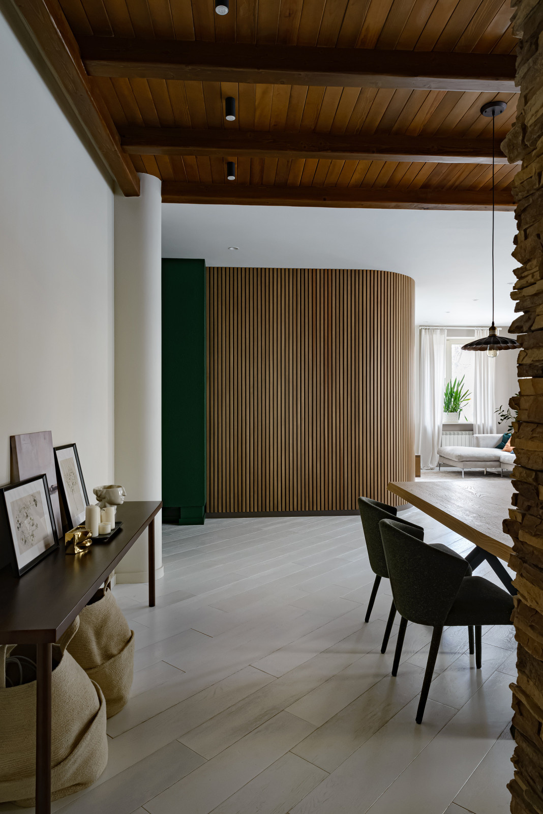 Обложка альбома: средиземноморский стиль