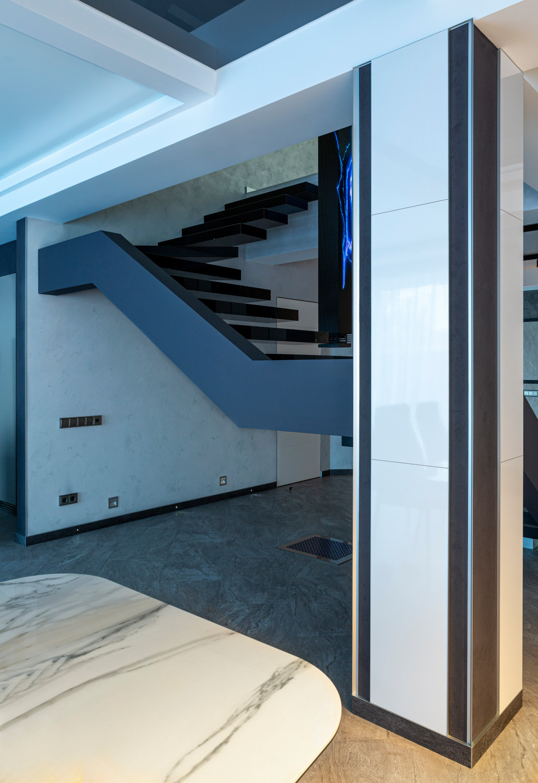 Лестница для загородного дома из Итальянской Керамики