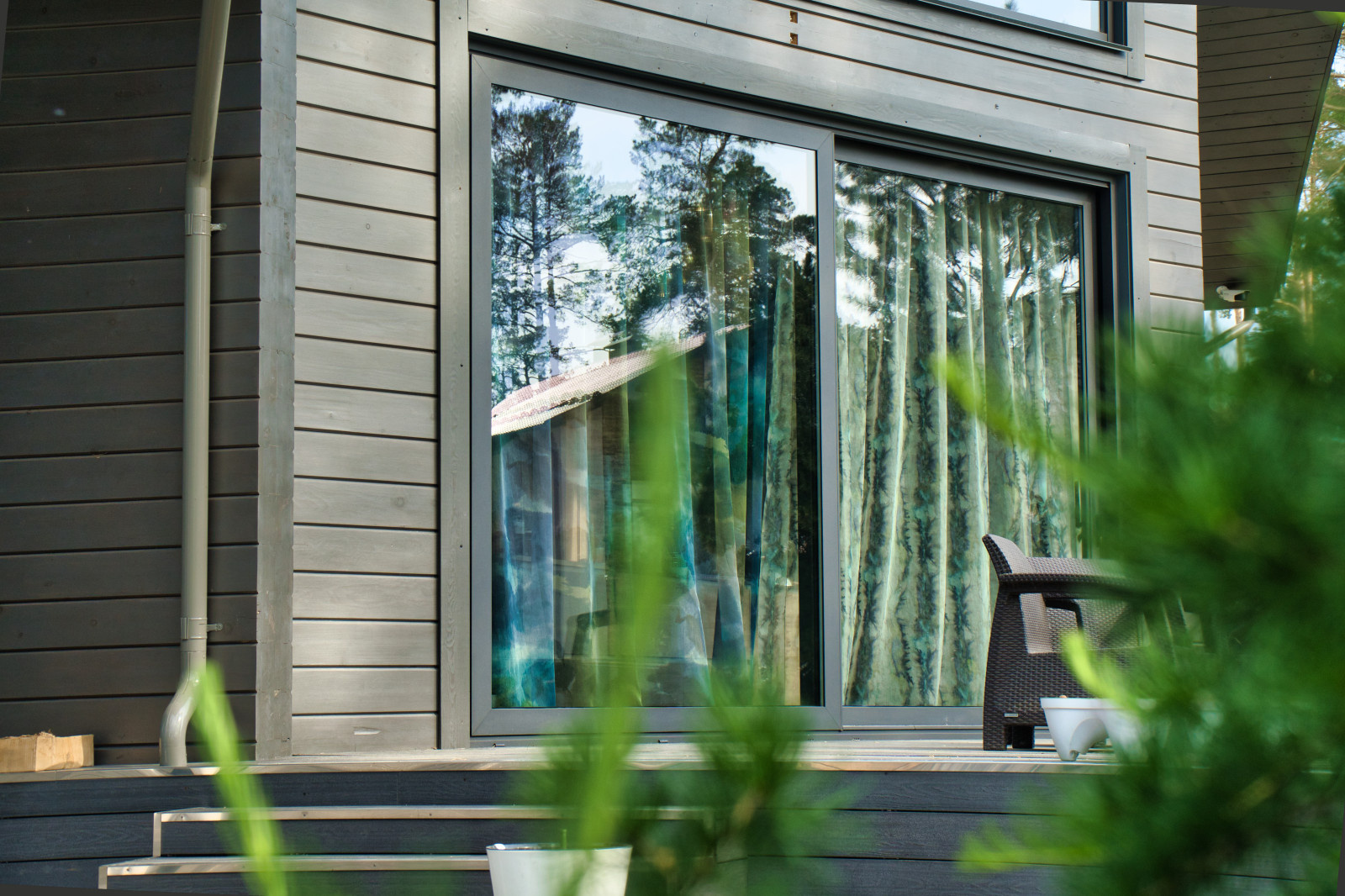 Подъемно-раздвижная дверь