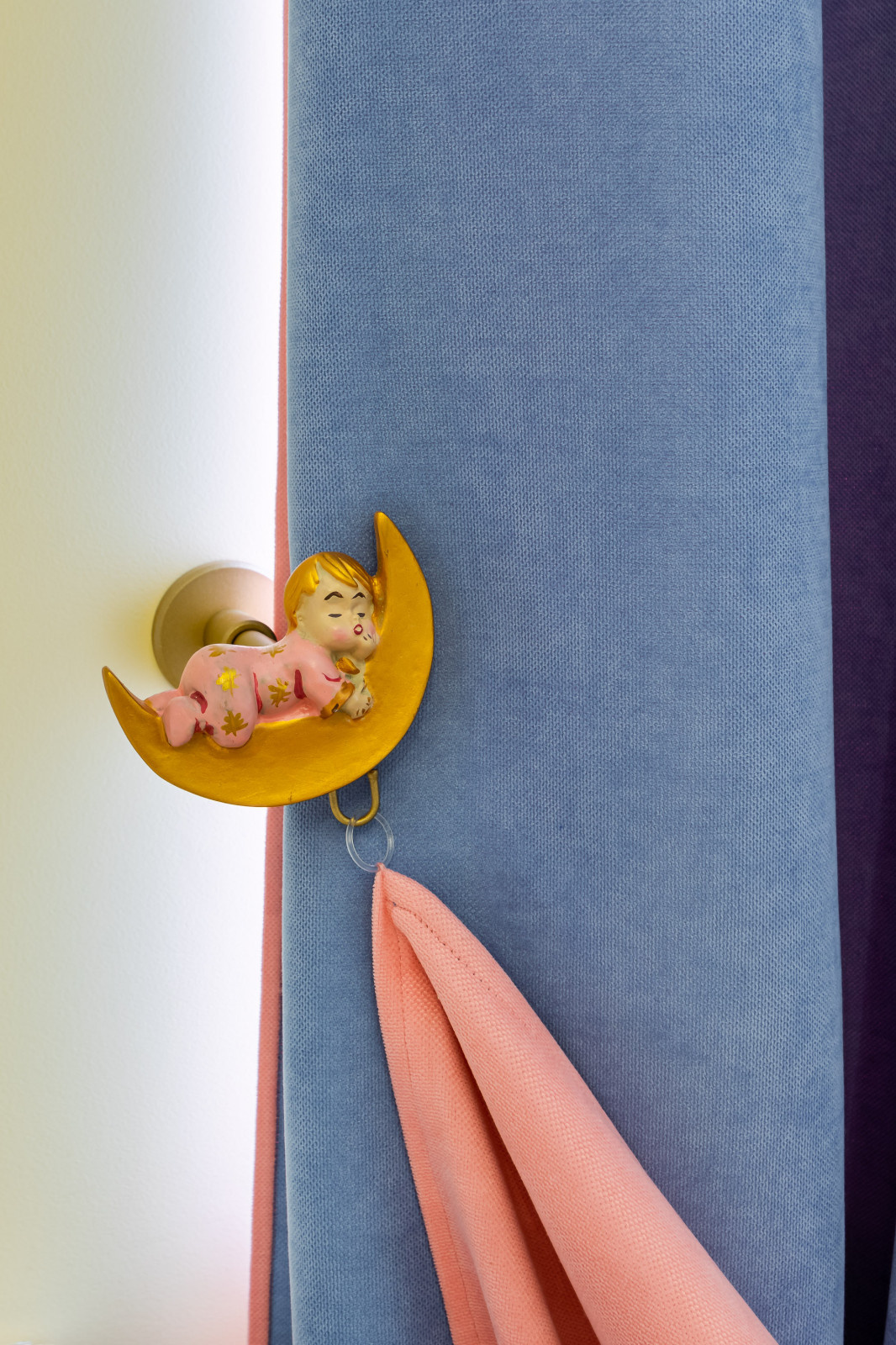 Дворец в многоквартирном доме