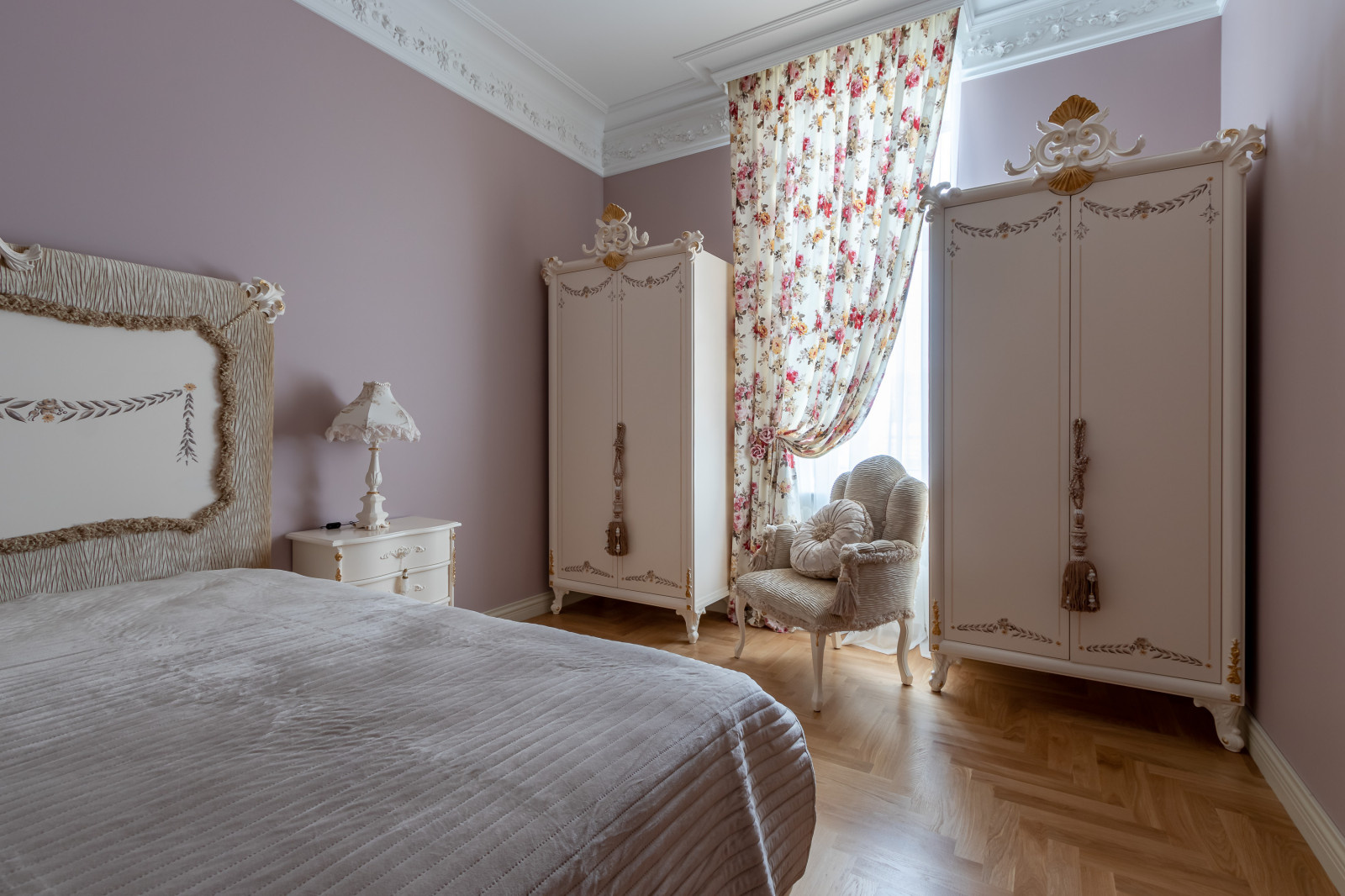 Дворец в многоквартирном доме