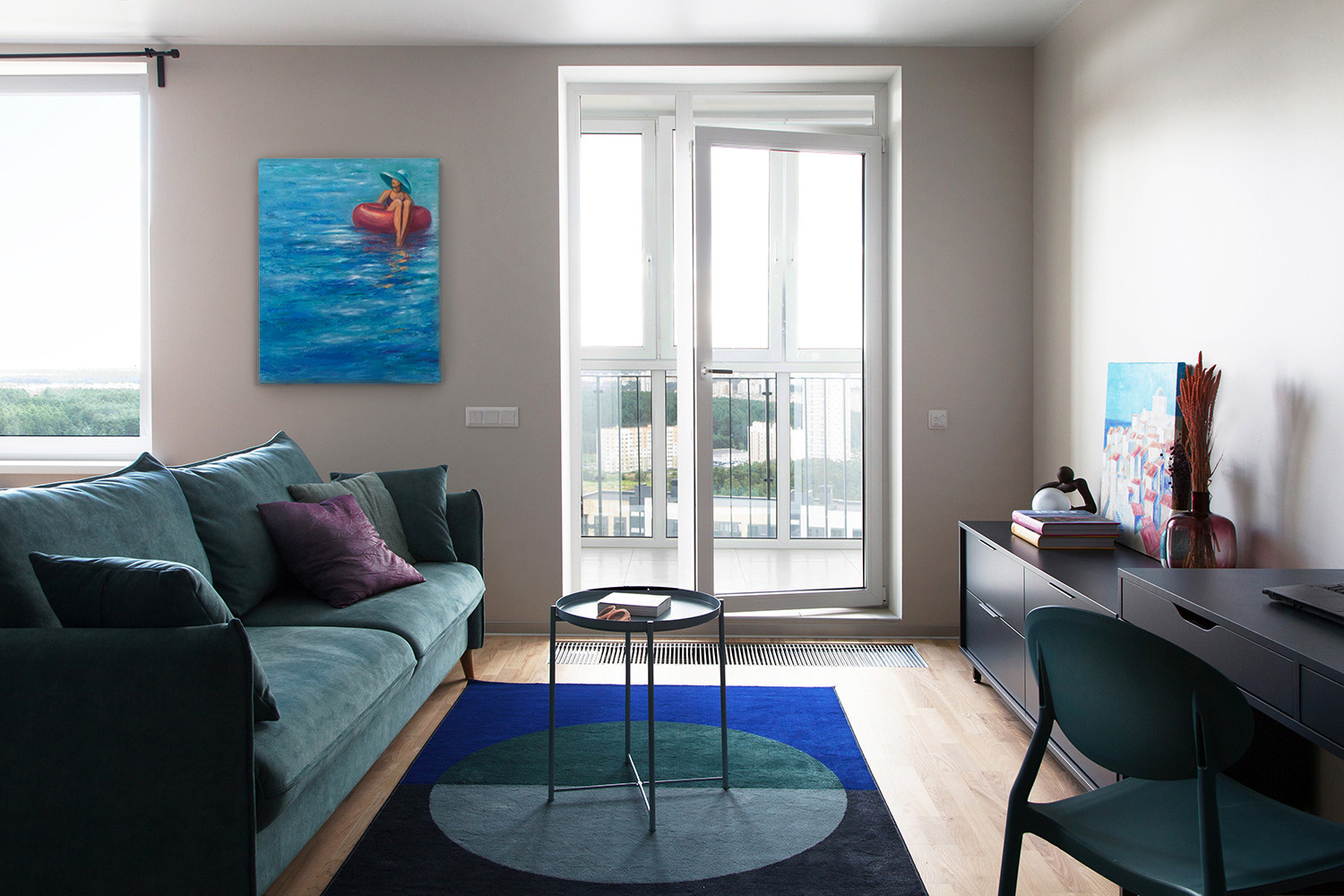 Houzz Беларусь: Квартира со шкафом, функциональным с трех сторон