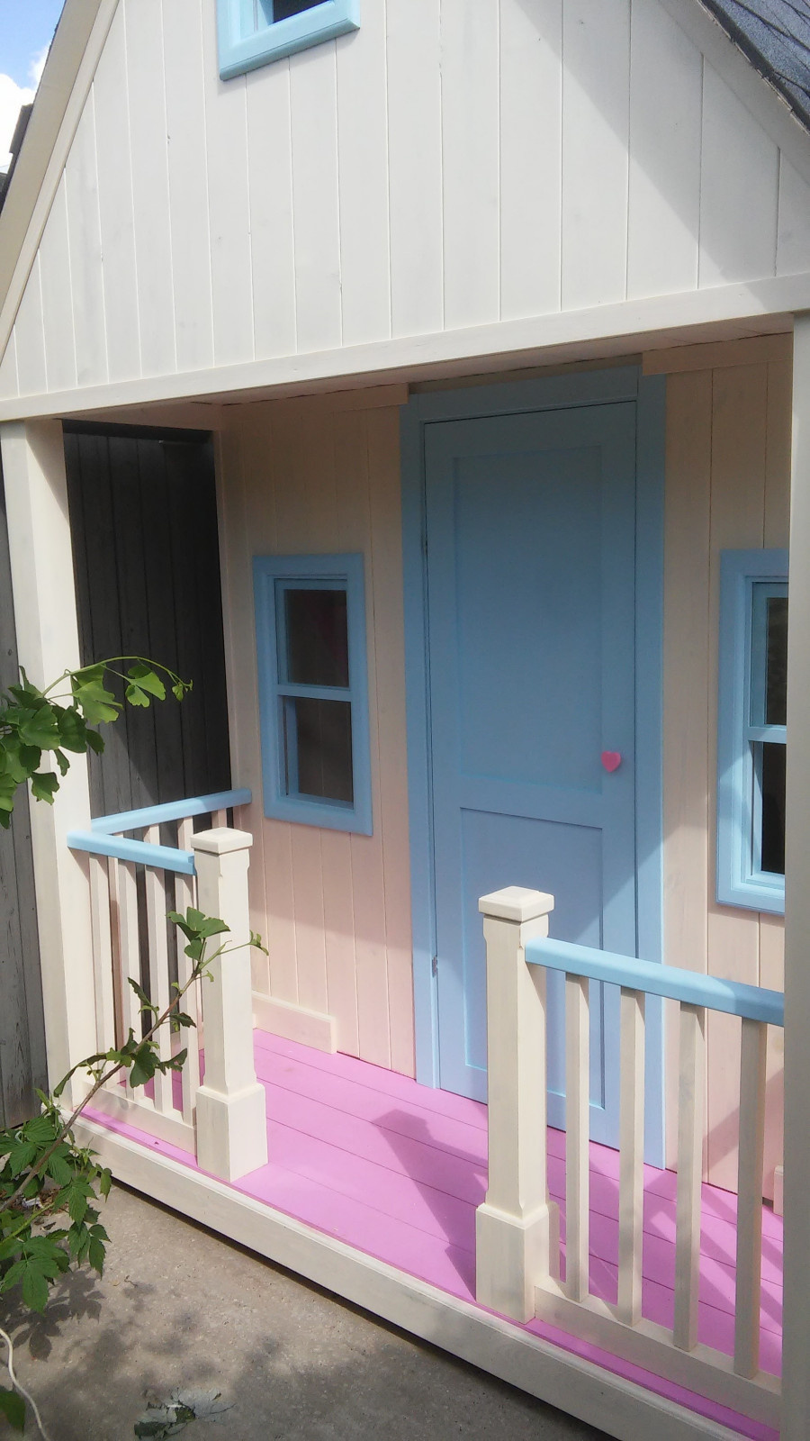 Обложка проекта: Игровой домик для детей