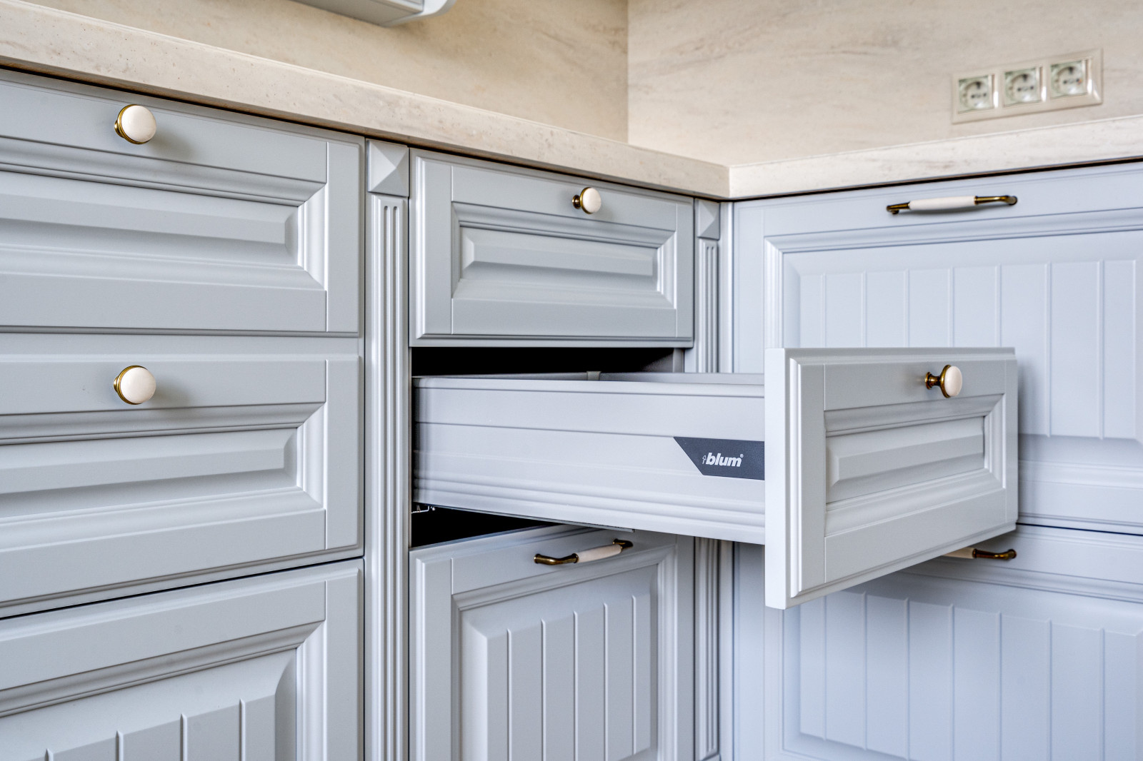 Кухня Прованс из массива бука