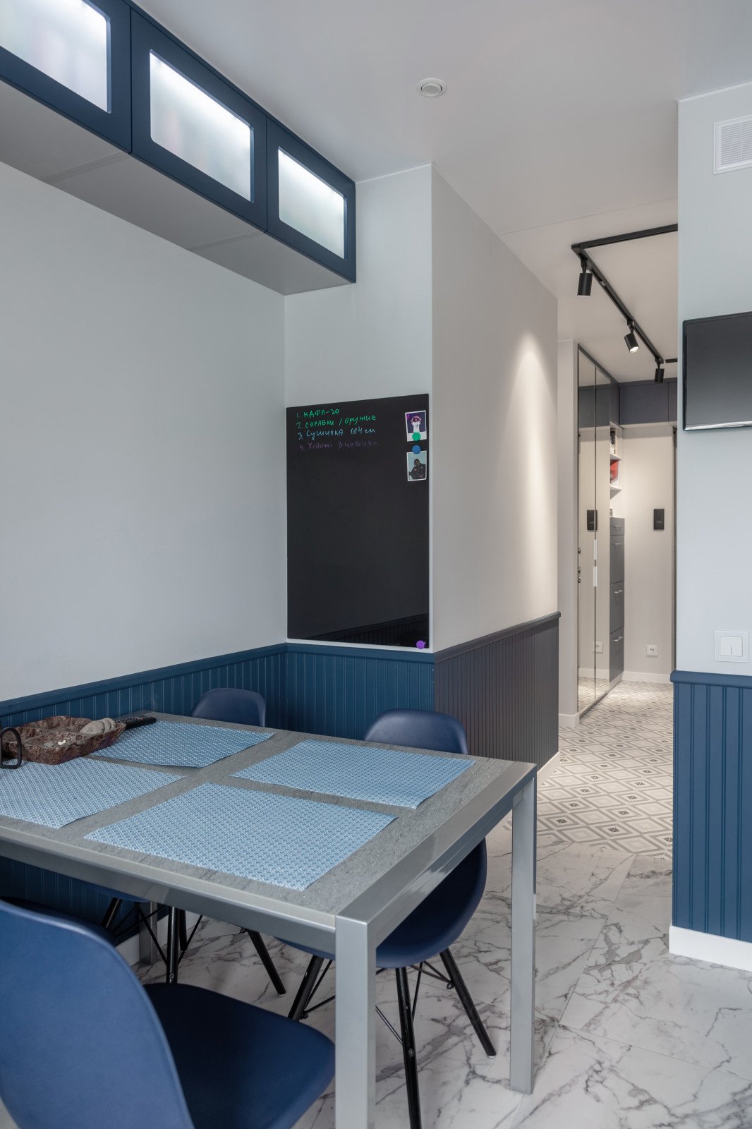 Объединенная кухня-столовая