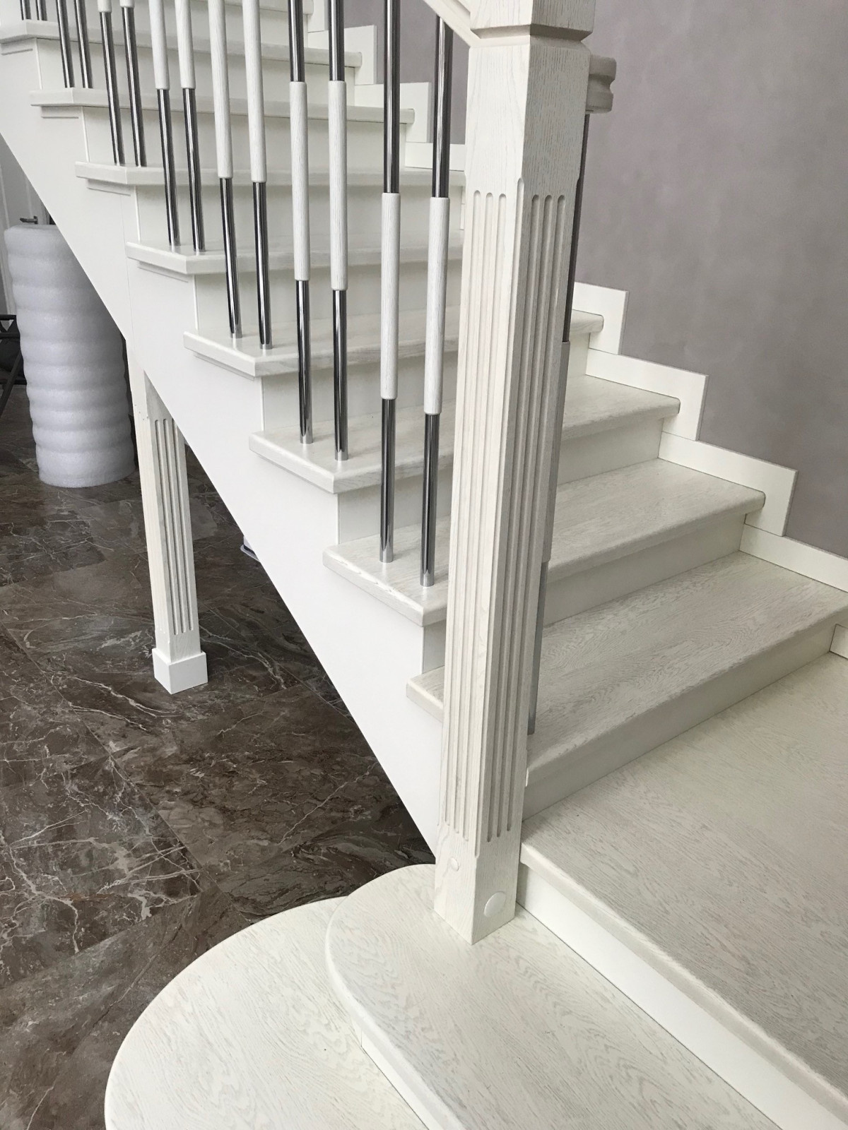 Обложка проекта: Лестница и подоконники с конвекцией