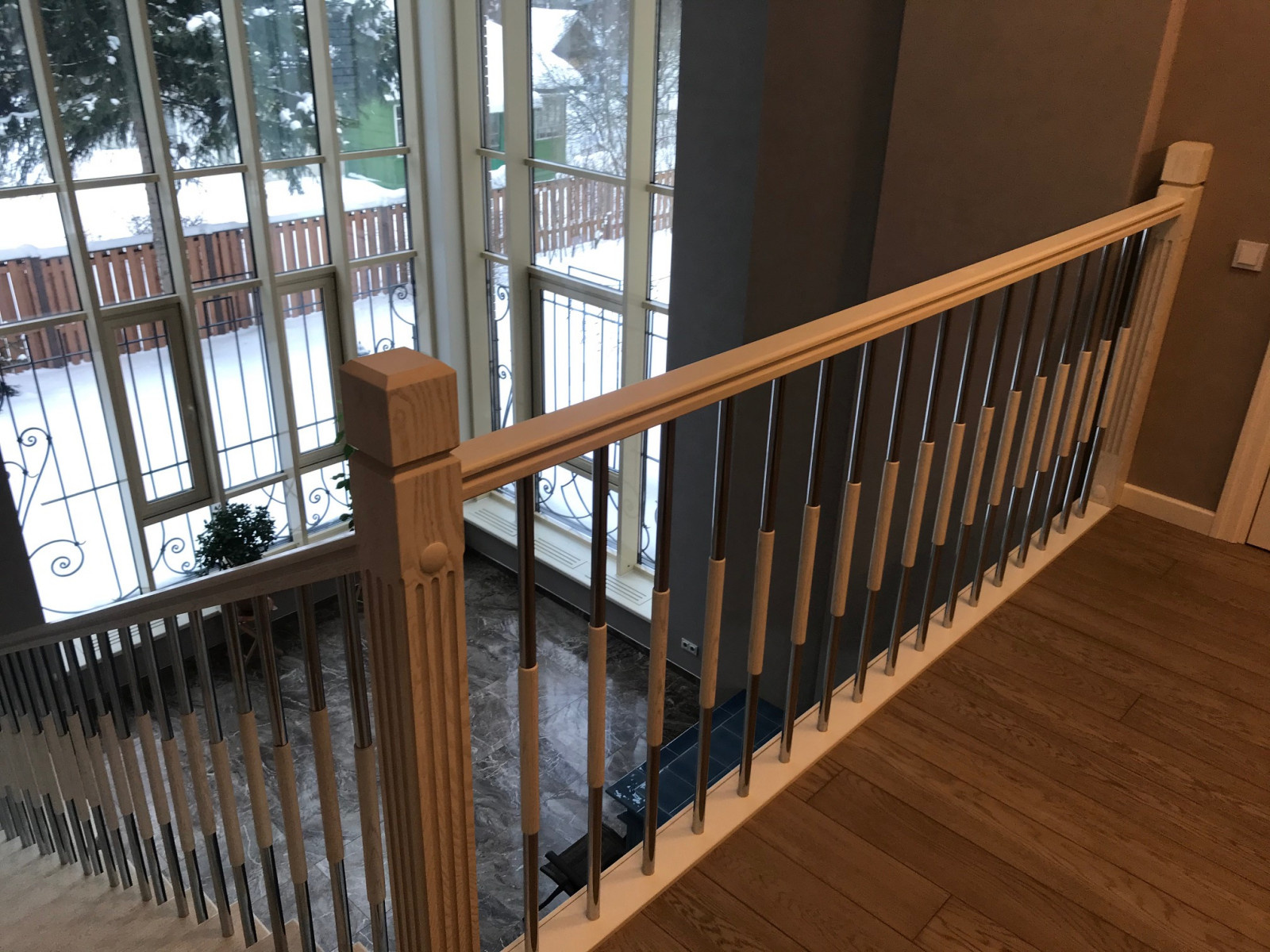 Лестница и подоконники с конвекцией