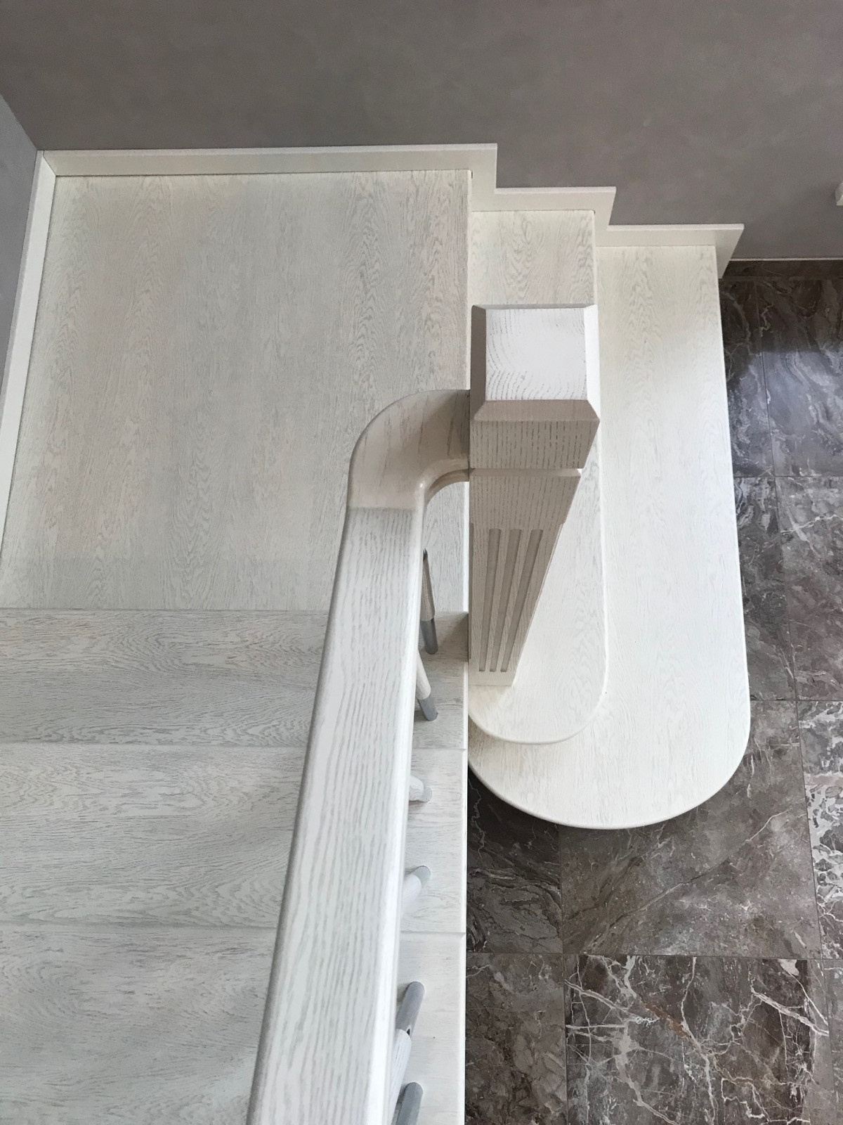 Лестница и подоконники с конвекцией