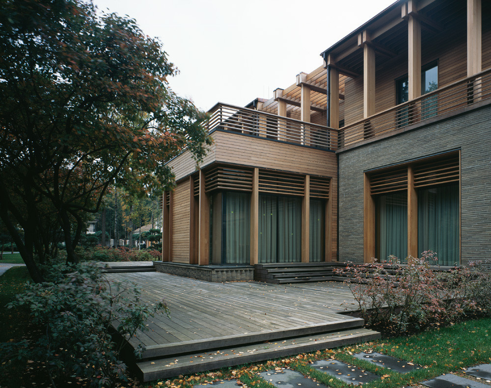 f-house