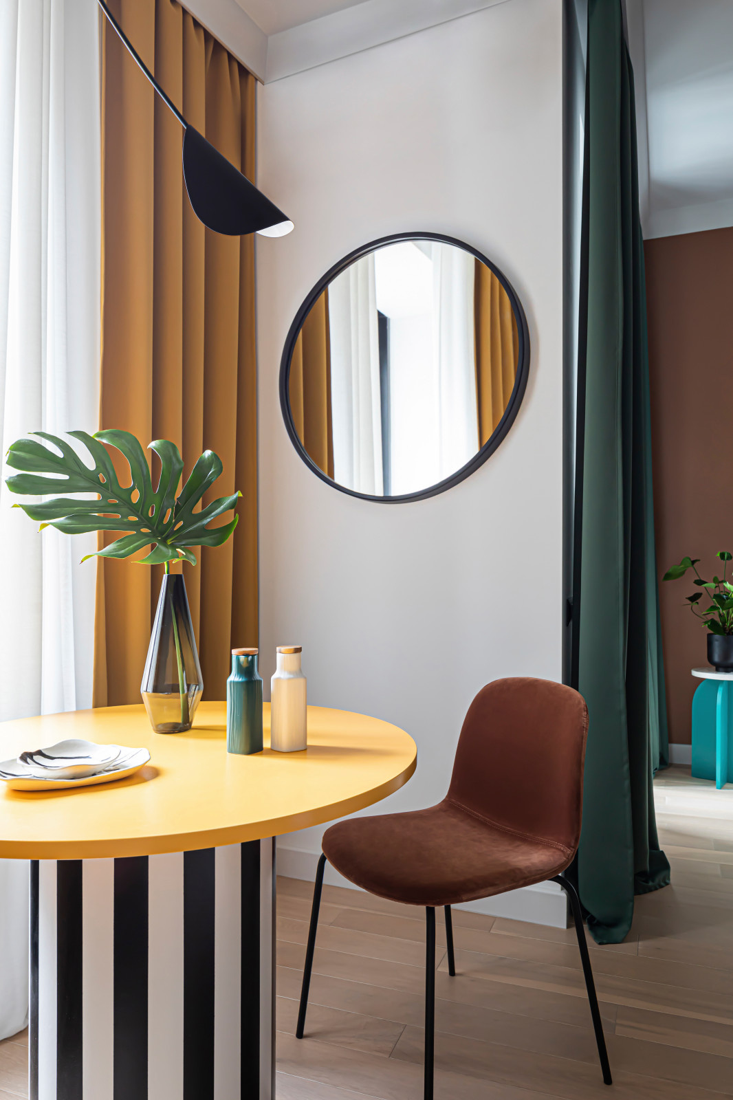 Houzz тур: 32 кв.м — яркая квартира в стиле неомемфис