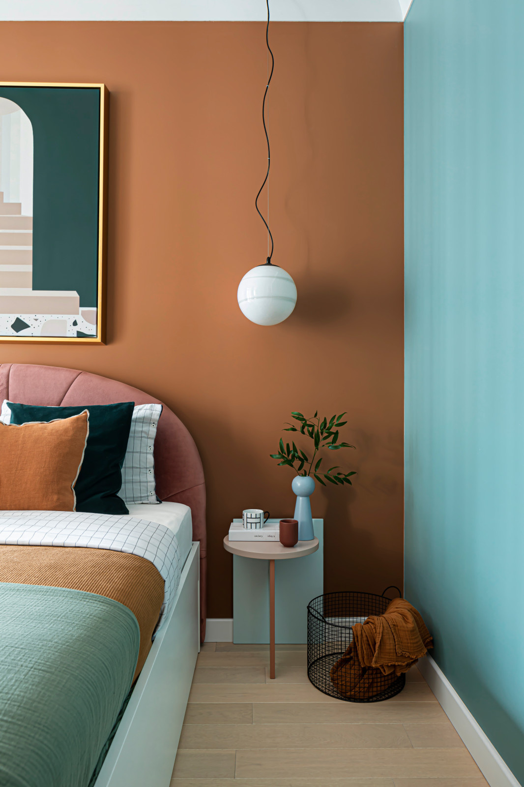 Houzz тур: 32 кв.м — яркая квартира в стиле неомемфис