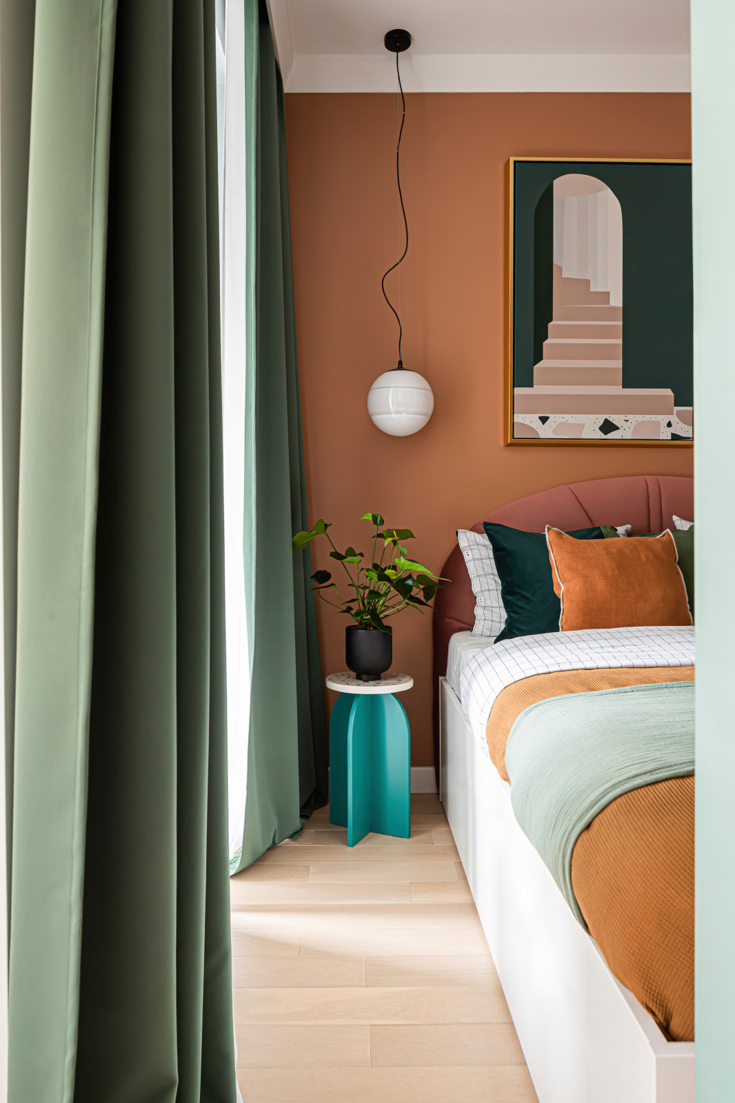 Houzz тур: 32 кв.м — яркая квартира в стиле неомемфис