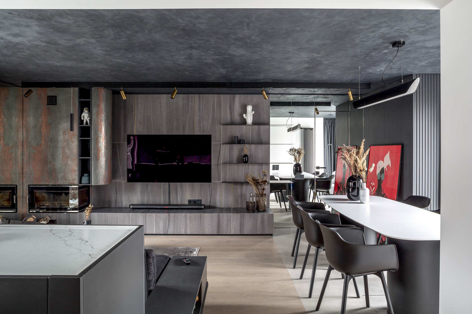 Антиизба – кухня-гостиная в темных тонах