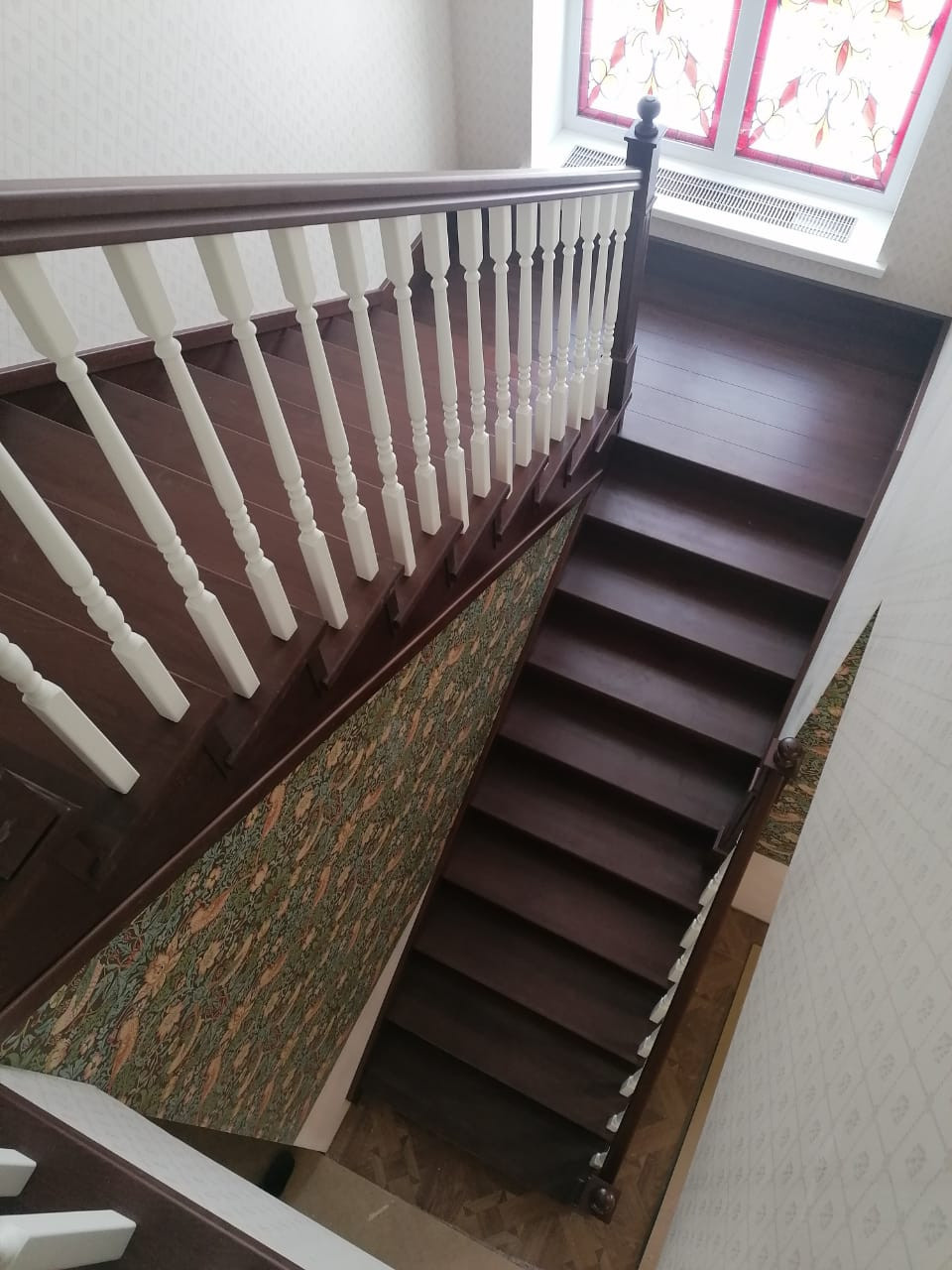 Деревянная  лестница