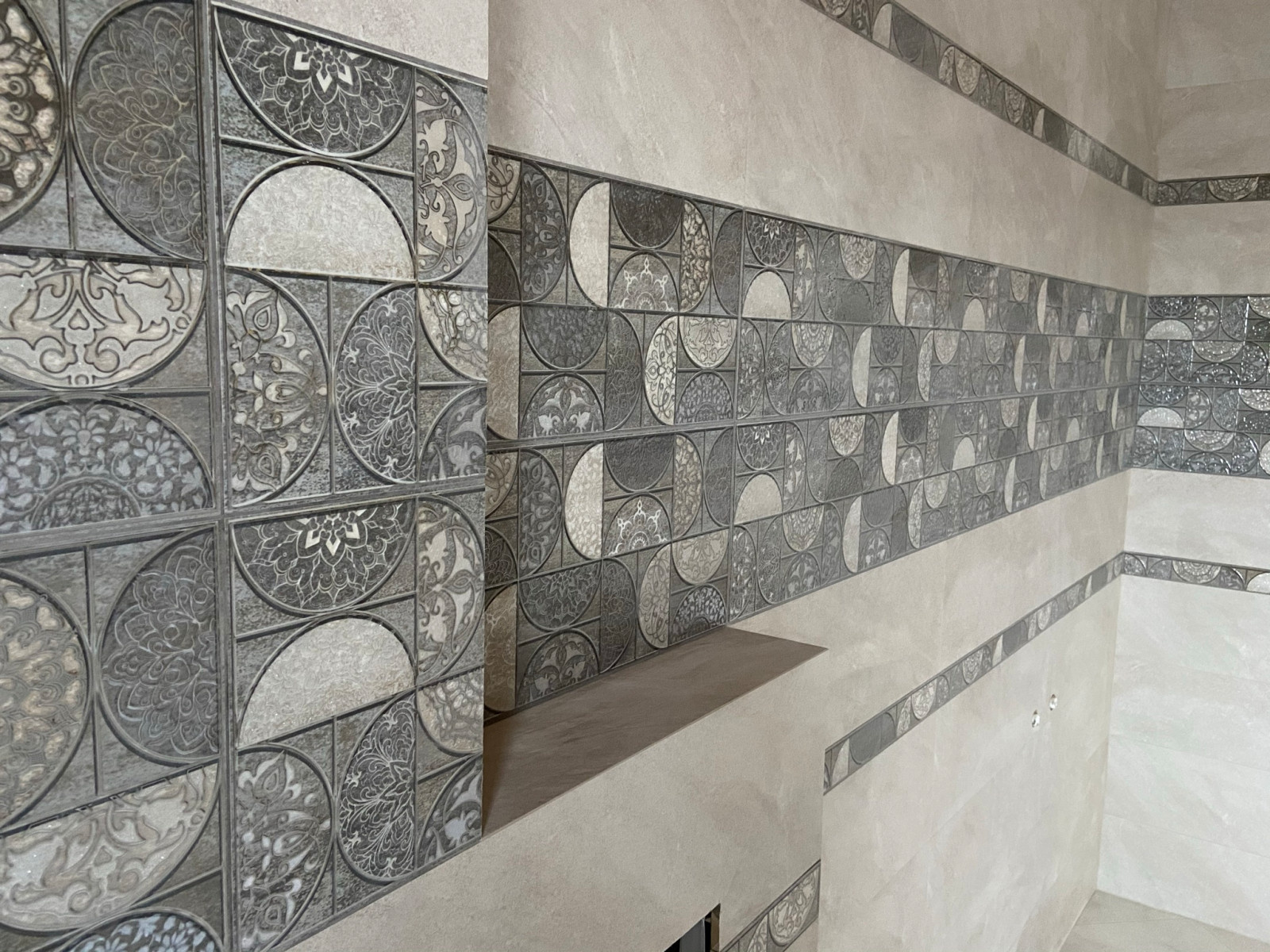 Укладка керамогранита в ваной