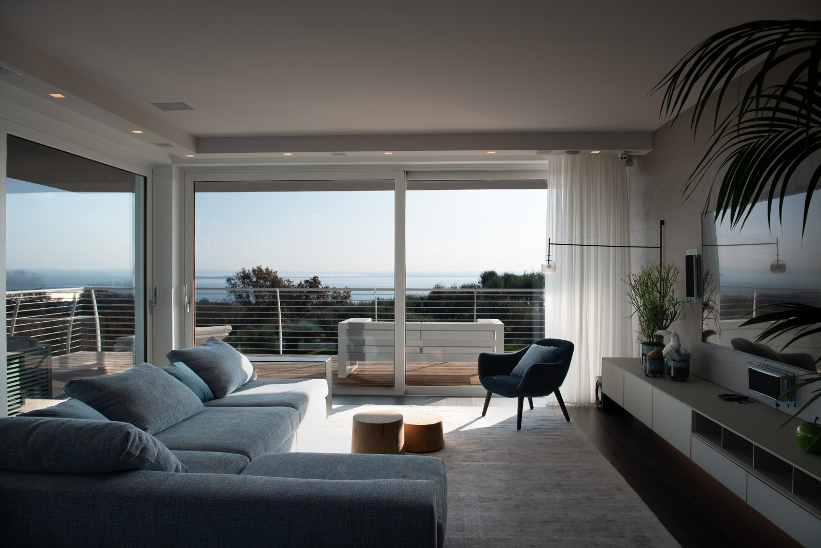 Фоновое изображение профиля Бюро архитектуры и дизайна Real Design